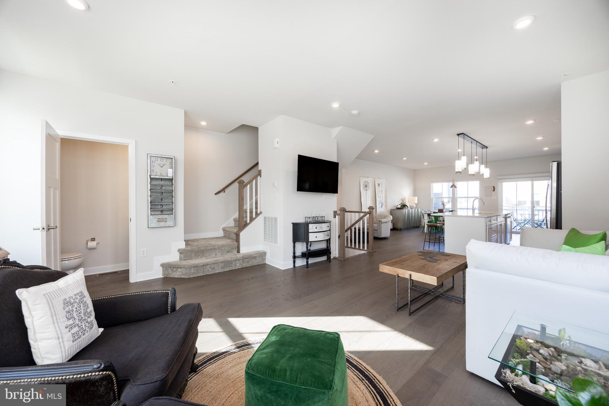 MAPLEVIEW - Residential