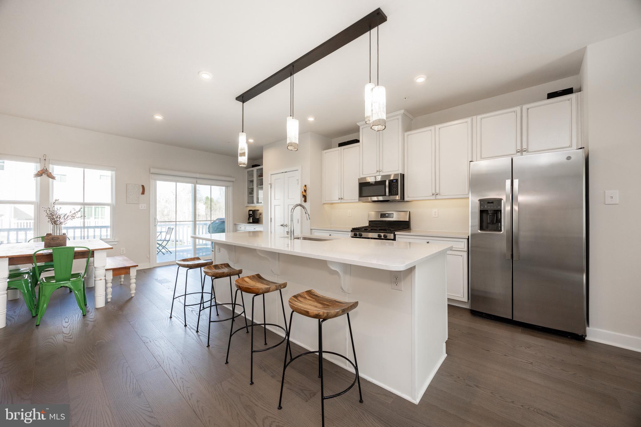 MAPLEVIEW - Residential