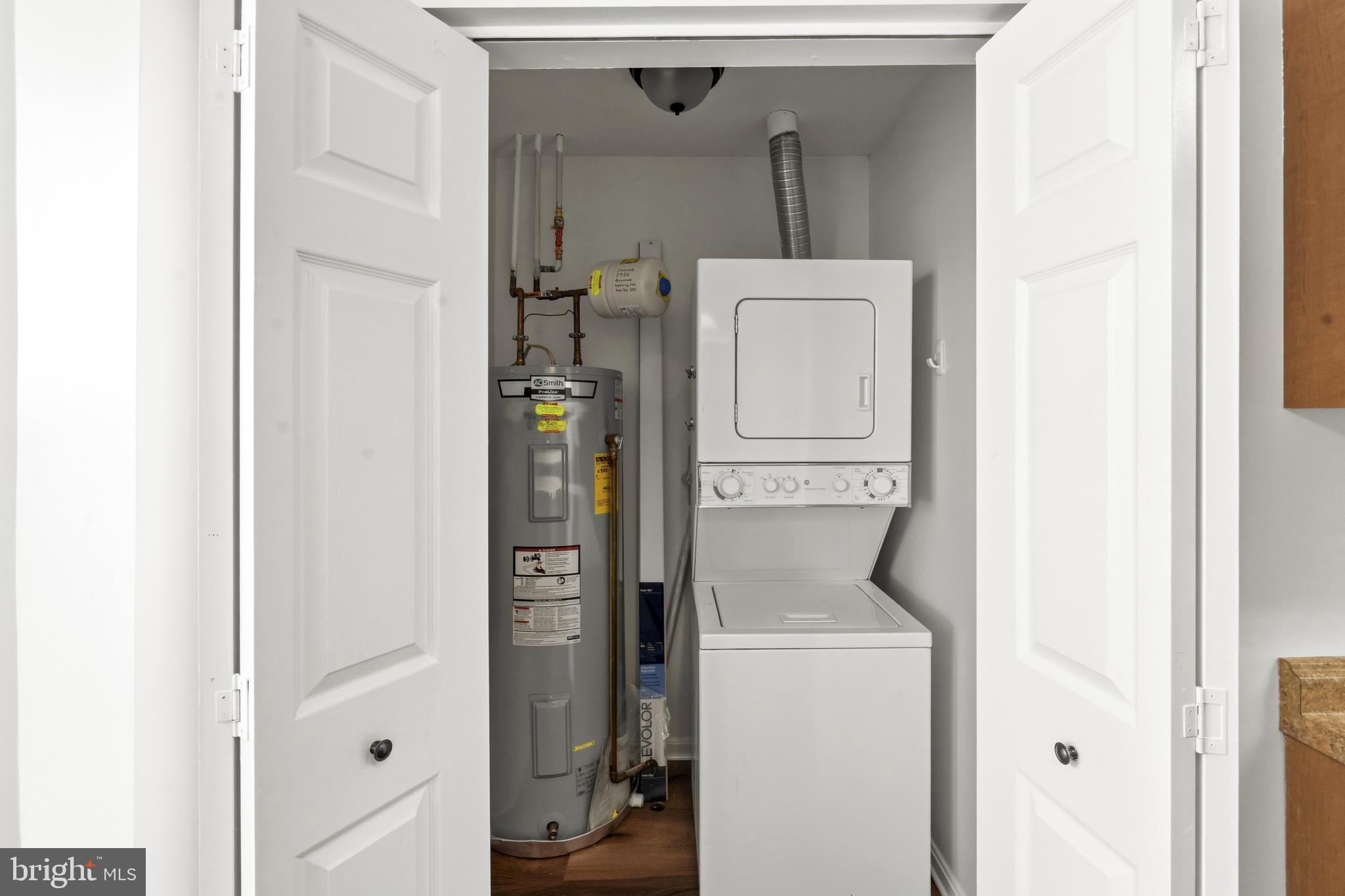 THE POINTE - Residential