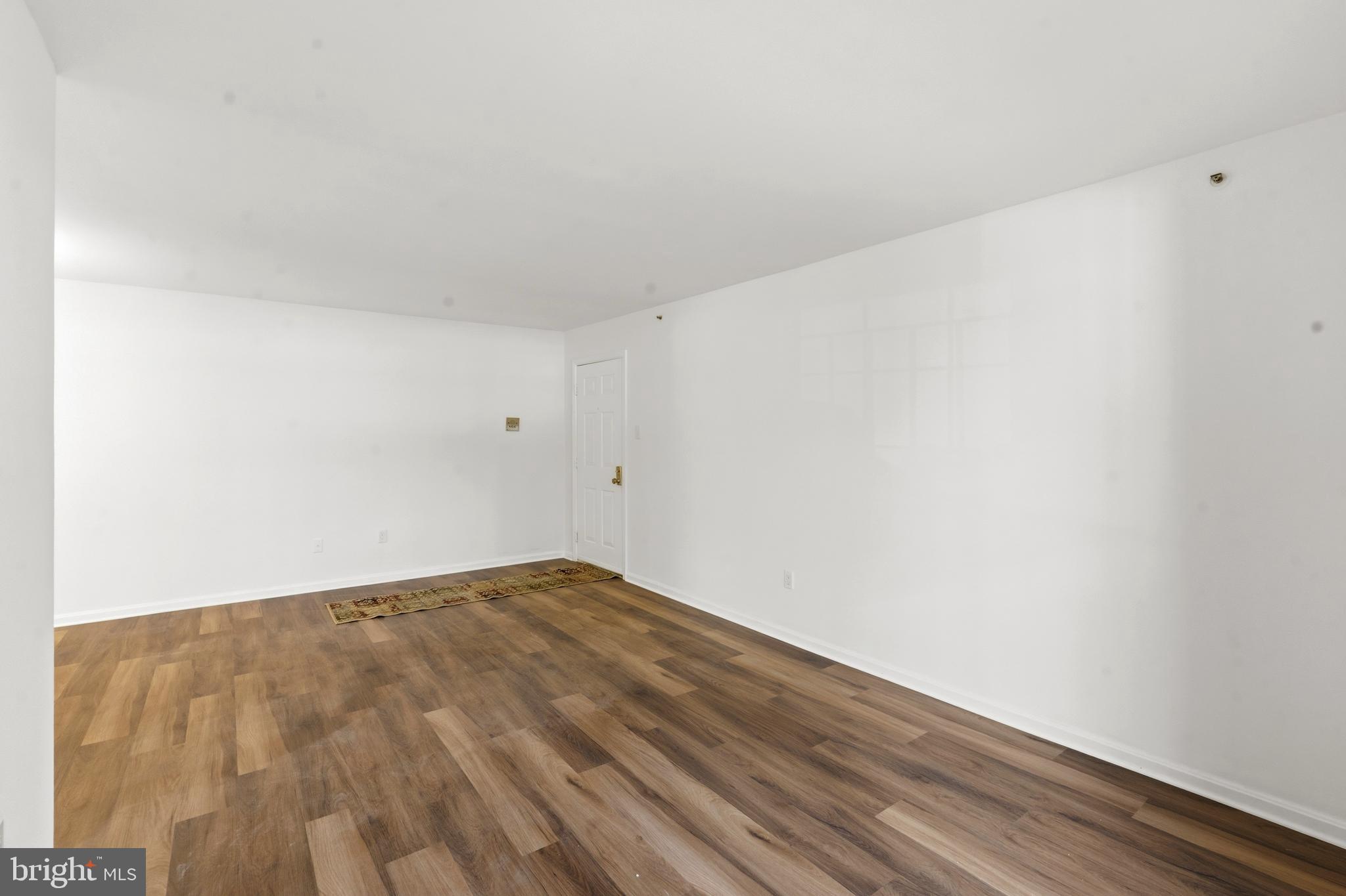 THE POINTE - Residential