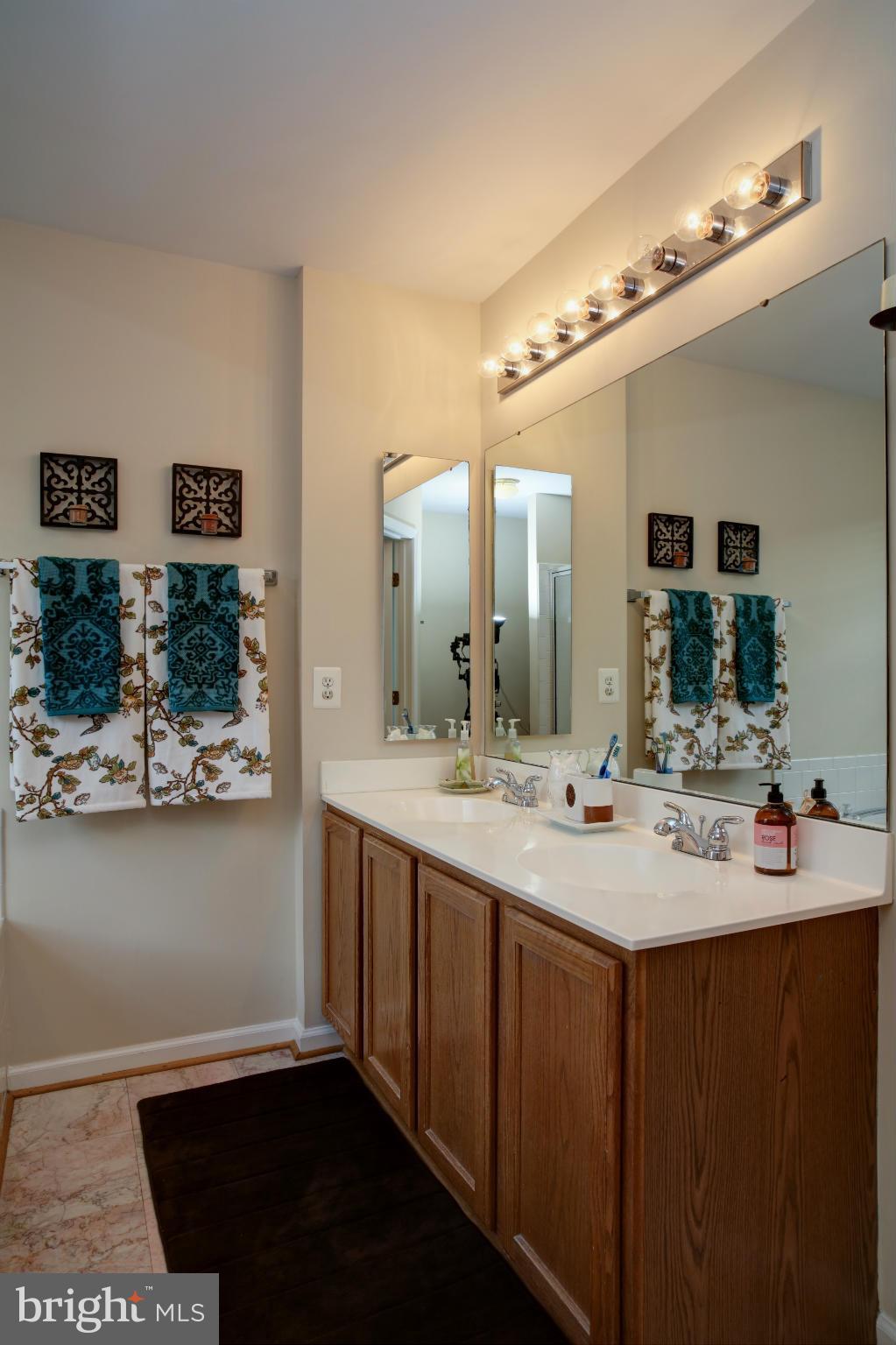 FOXBOROUGH - Residential