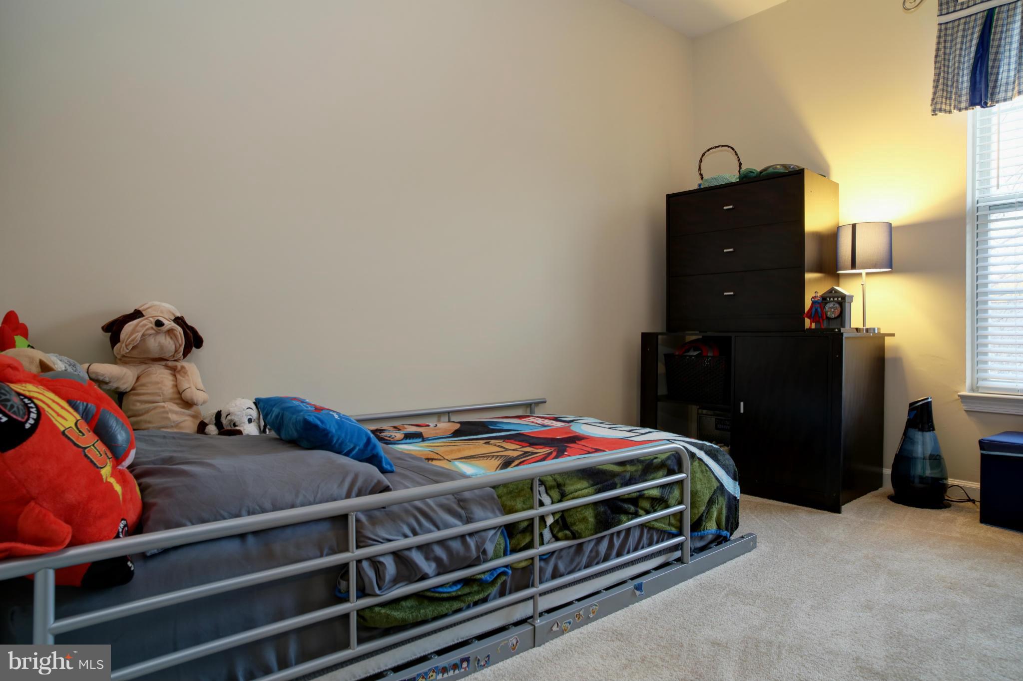 FOXBOROUGH - Residential