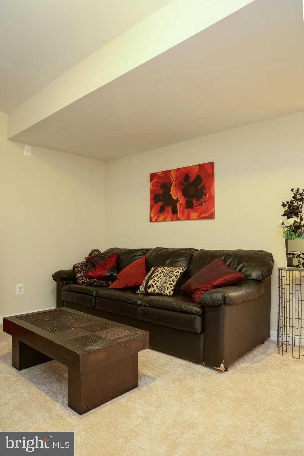 FOXBOROUGH - Residential