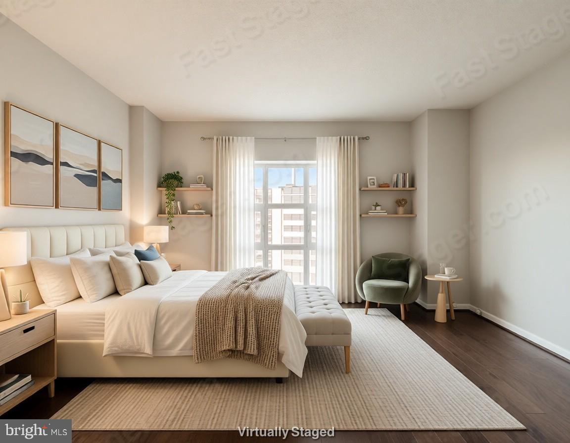 HARBOR EAST - Residential