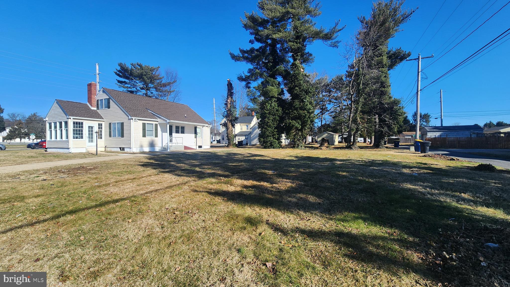 706 E DIVISION STREET