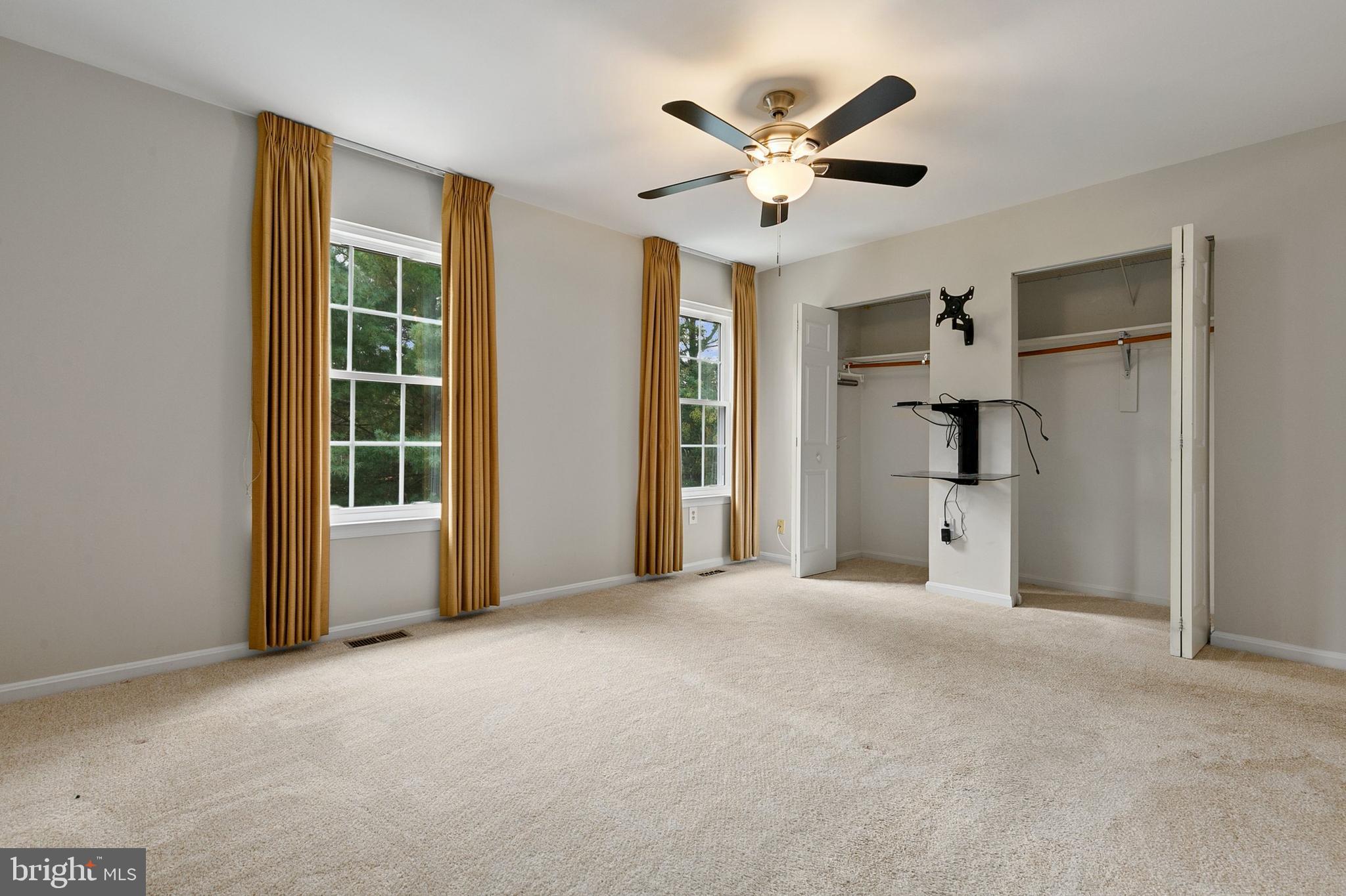 FAIR HILL FARM - Residential