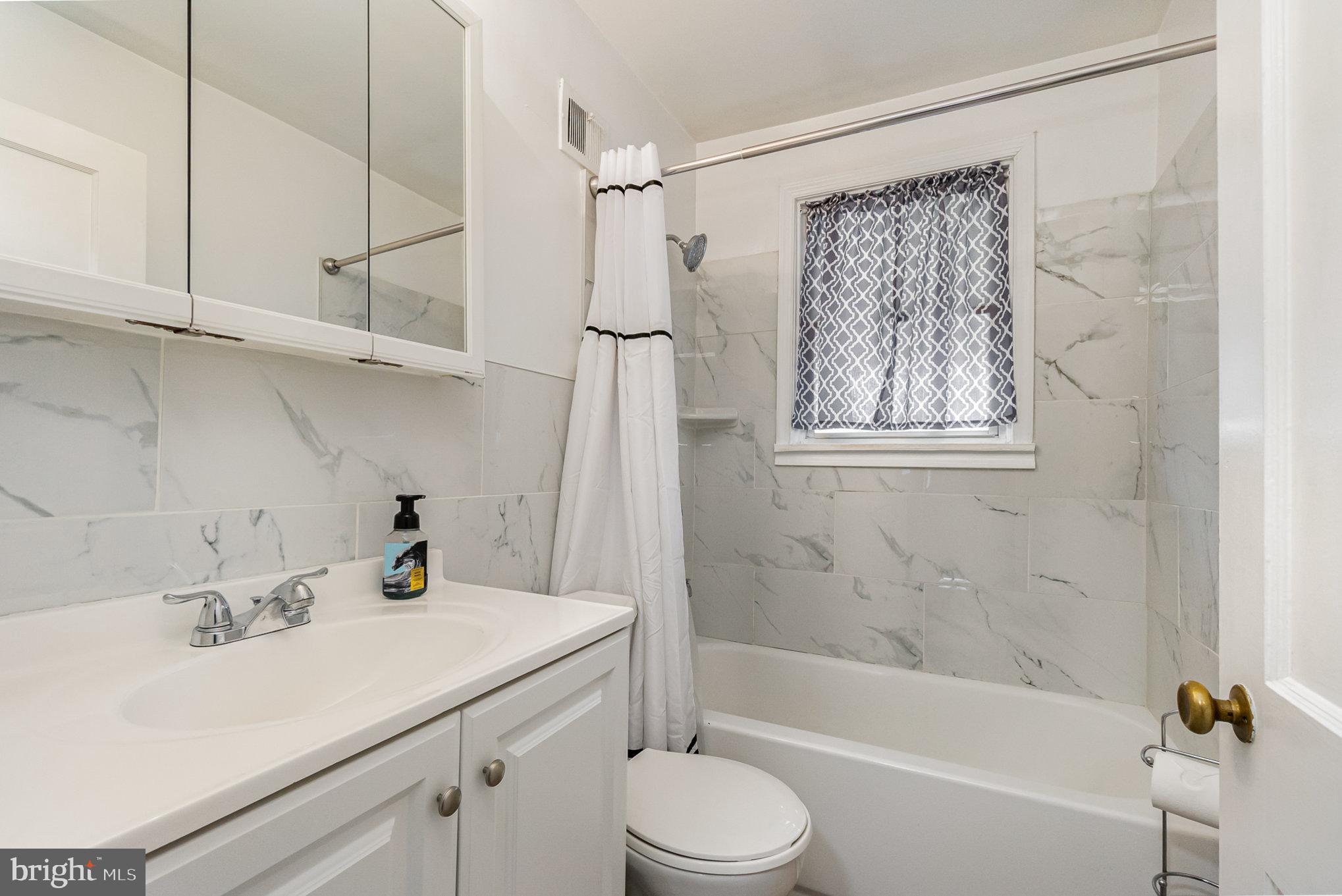 HAWTHORNE - Residential