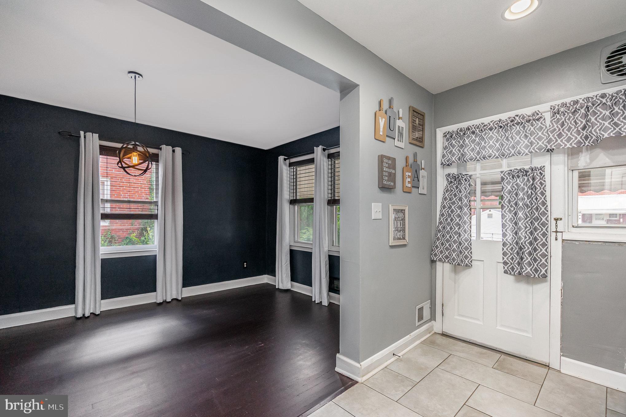 HAWTHORNE - Residential