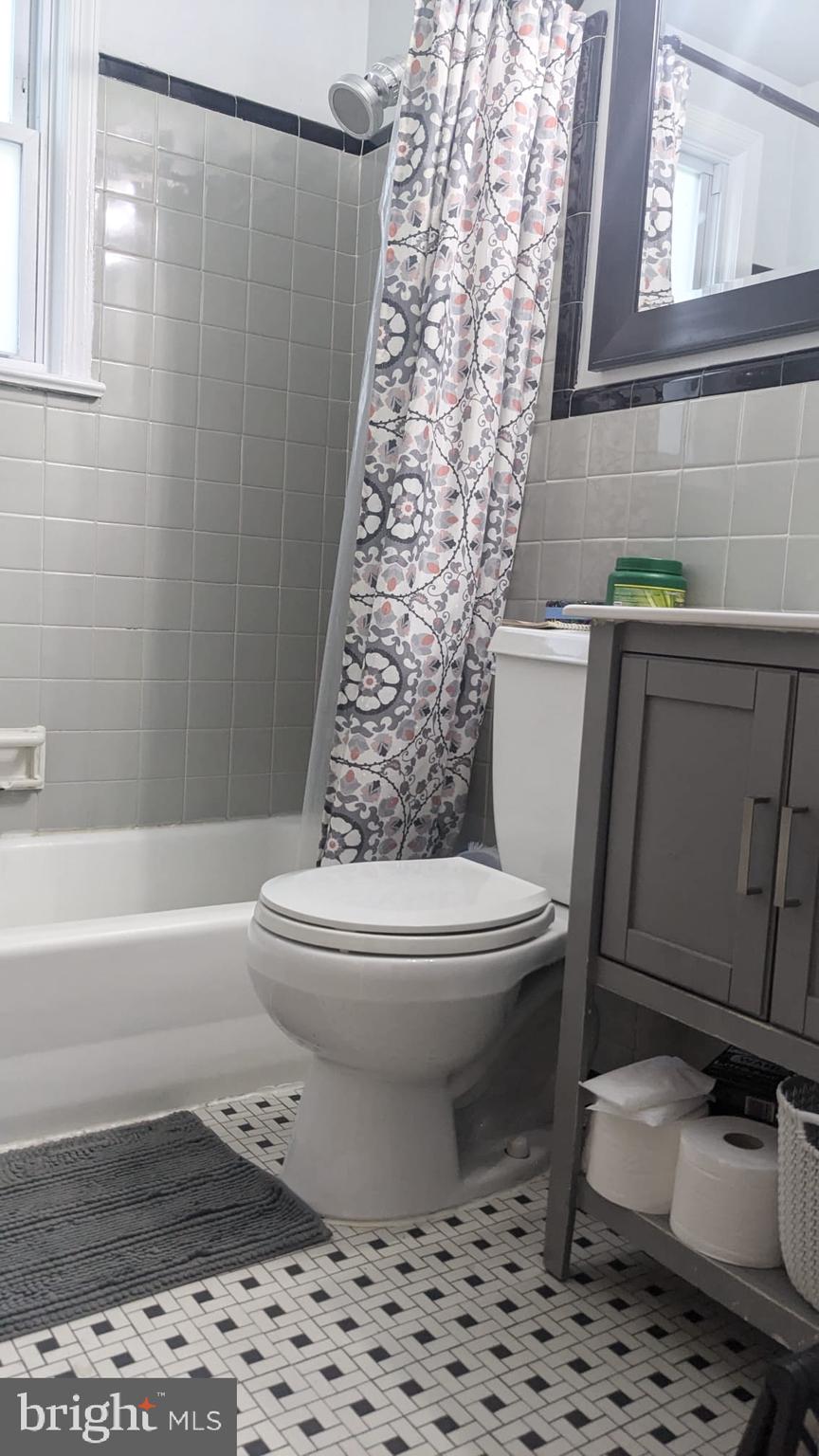 LANHAM DALE - Residential