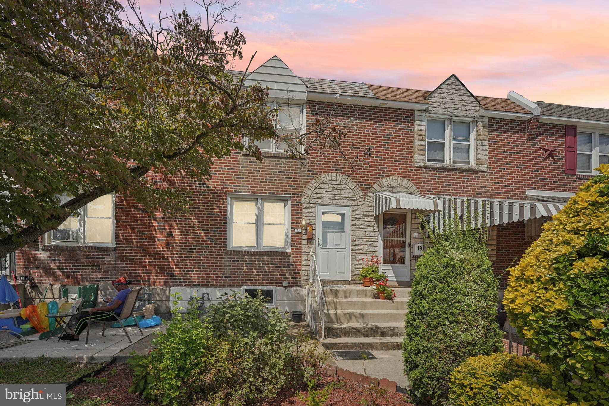 Charming Row Home in Clifton Heights – Perfect for Your Next Chapter!
Welcome to 21 W. Madison Ave, a delightful 3-bedroom row home that combines comfort and convenience in one perfect package! This gem is ready for you to add your personal touch with a refreshing coat of paint and new carpets, making it an ideal canvas for your dream interiors.
Step into the updated kitchen, where modernity meets functionality – perfect for the home chef or family gatherings. With 1.5 bathrooms and all new mechanicals including AC, heating, and hot water heater, you’ll enjoy peace of mind and energy efficiency for years to come.
Situated in a vibrant community, you'll appreciate the short distance to public transportation and nearby shopping, offering convenience at your fingertips. Priced to sell and with the potential for a quick settlement, this home won’t last long on the market!
Don’t miss your chance to make this well-loved space your own! Call listing agent Al DiFrancesco today to arrange an exclusive showing, or have your realtor book your tour on ShowingTime. Your future home awaits!