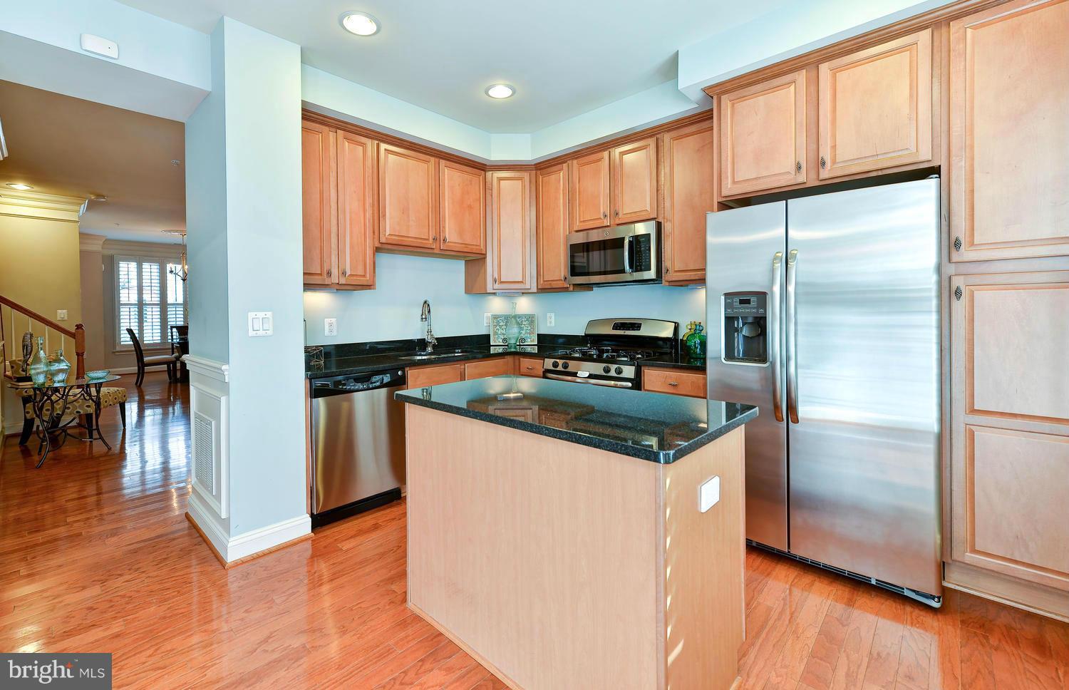 DUKE CONDOMINIUM - Residential