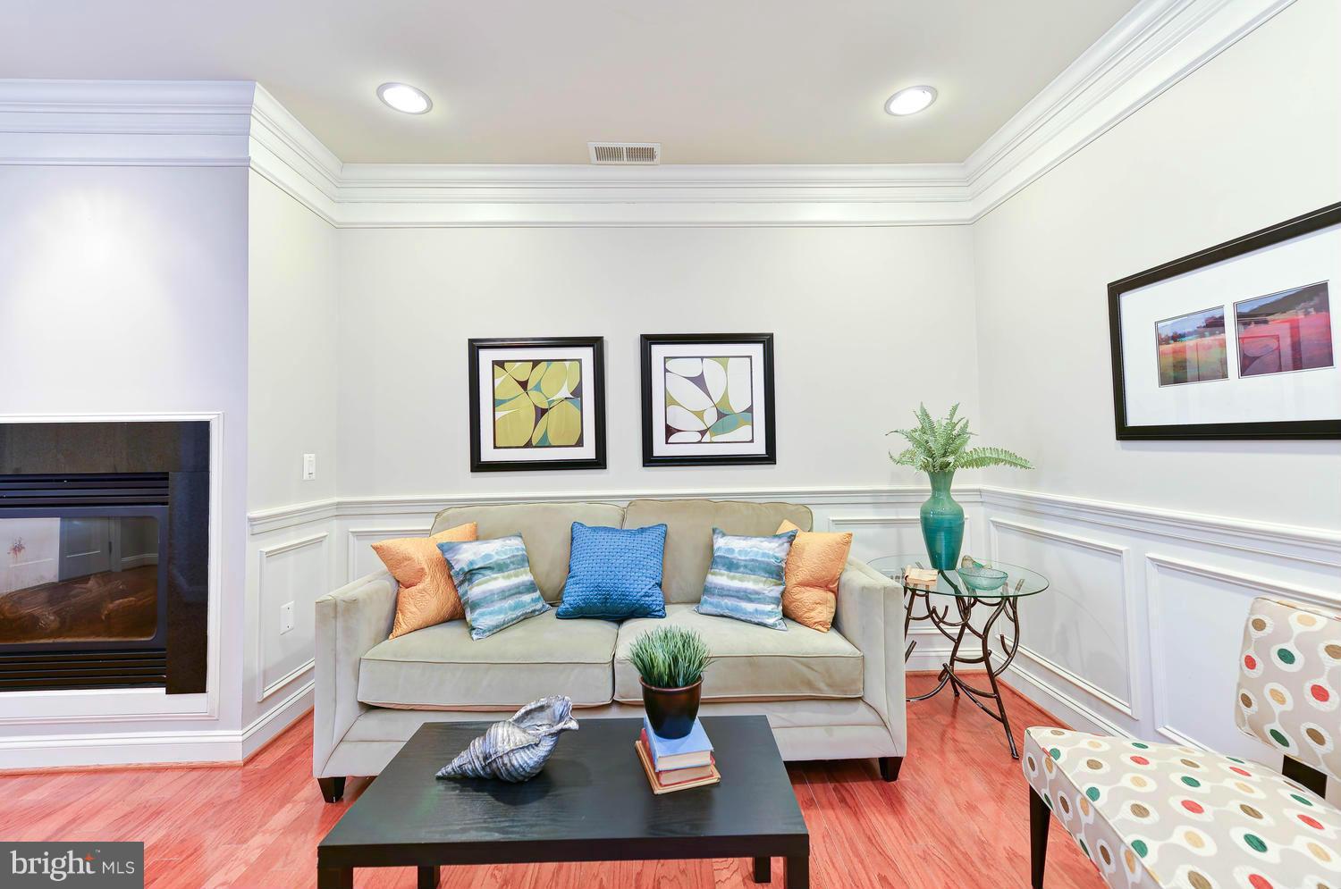 DUKE CONDOMINIUM - Residential