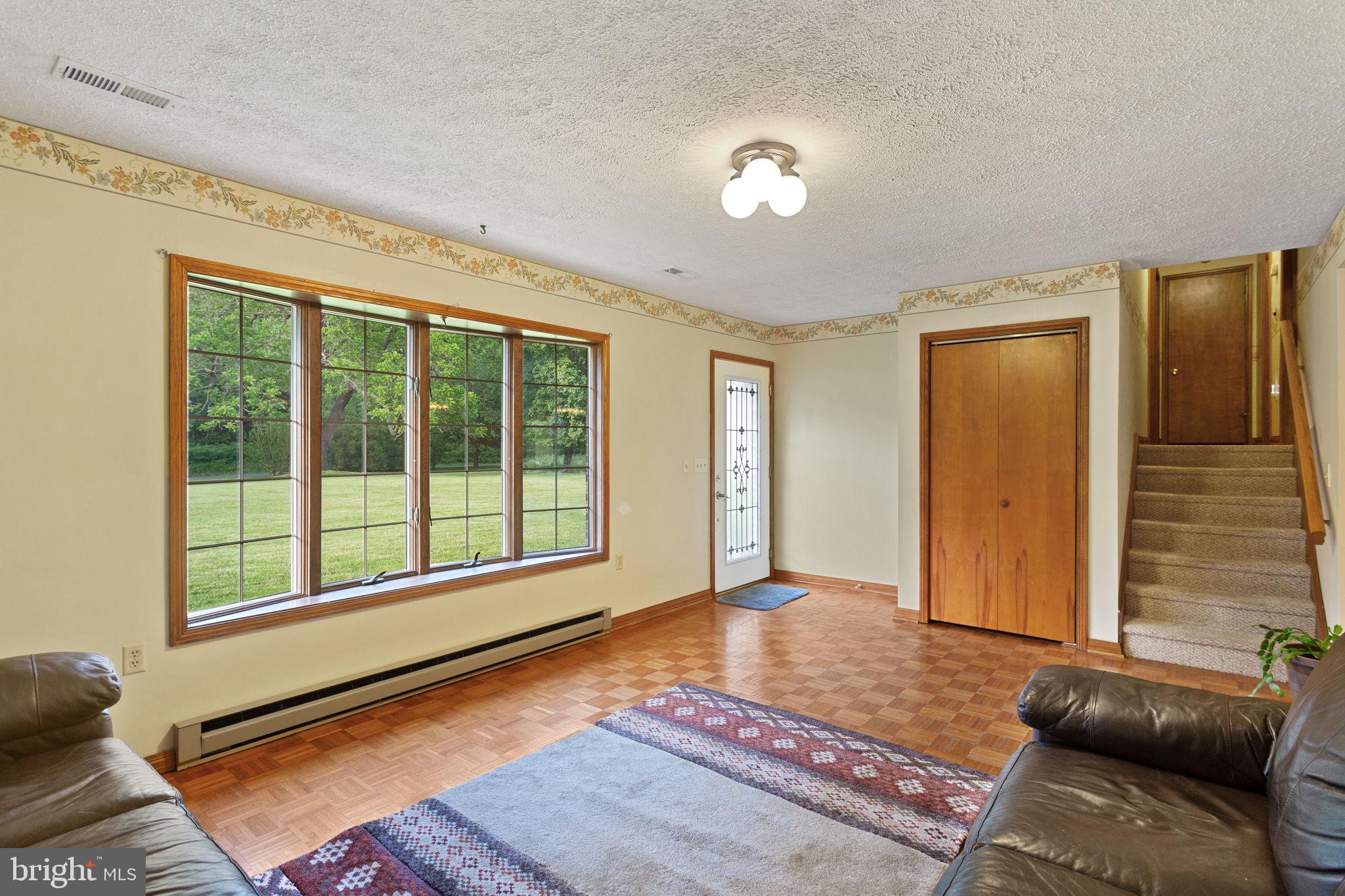 1659 CRAB RUN ROAD