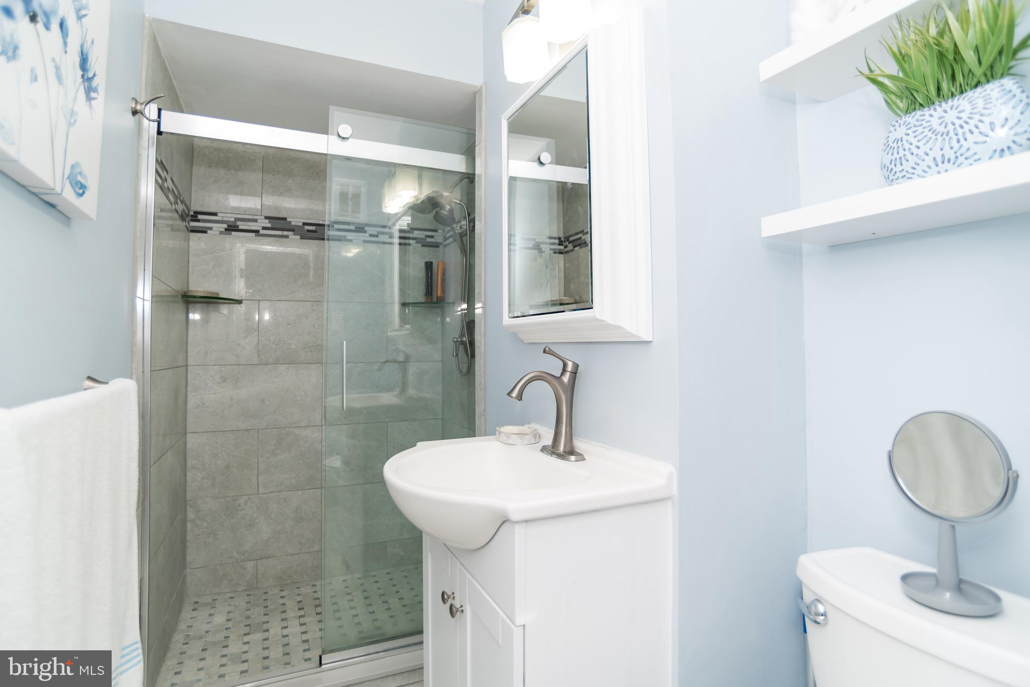 LATHAM PL - Residential