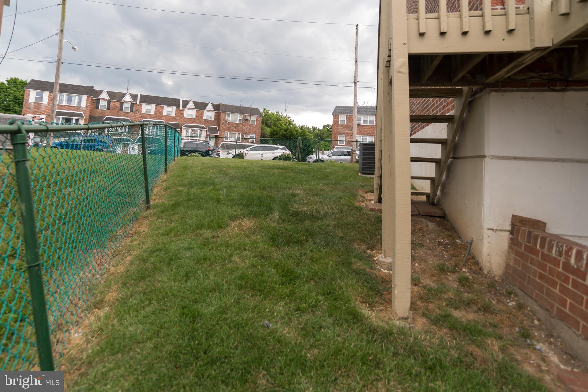 LATHAM PL - Residential