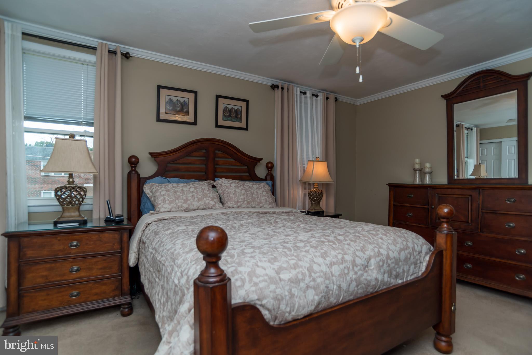 LATHAM PL - Residential