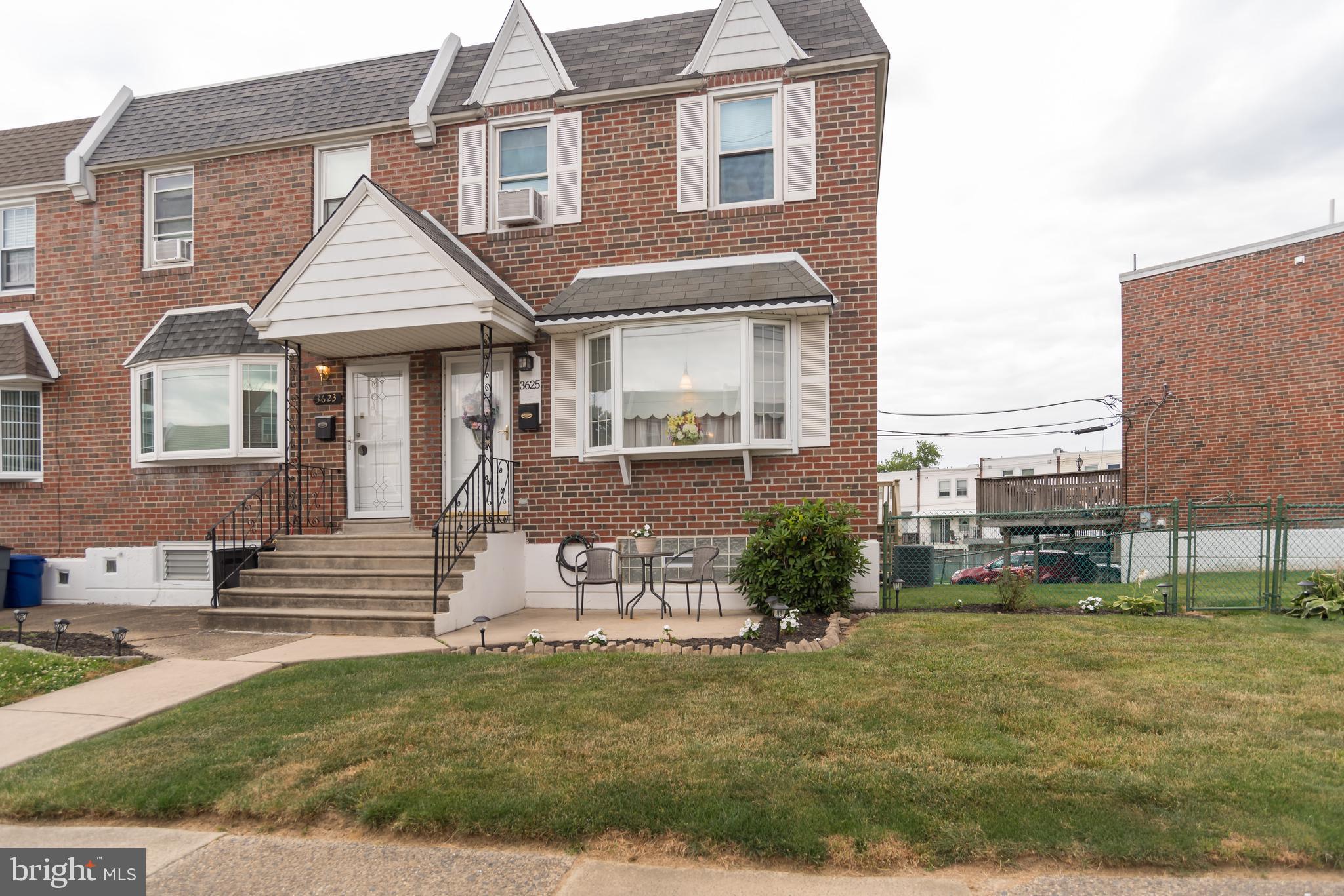 LATHAM PL - Residential