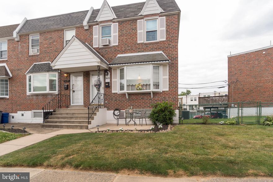 Location End of the row ( some say its like having a twin with the large  side yard  ) with a spacious deck off the kitchen perfect for entertaining and morning coffee 
Location close to good Schools ( within walking distance )
Location Close to shopping , I 95 and public transportation
This house is move in ready just pack your bags 
Here are some features
2 full modern bathroom plus a half bath on the first floor 
New Hardwood floors in the living room dining room in 2022,Rubber roof in 2020 ,New windows upstairs  2018,new windows in basement 2021, main bedroom bathroom remolded in 2019,
Kitchen remolded in 2016 with under cabinet lighting, granite counter tops , ceramic tile floor flooring 
Recently Professional painted  with all neutral colors ,finished basement ,
The benefits are endless we all know how easy it will be in the Moring having 2 full bathrooms  you can use with out waiting and with this lovely home you can move right in with no worries of having to update anything ,it has already been done for you
 no trips to home depot no hoping contractors will show up 
just pack up your furniture and move in when you are ready
showings to start Wed June 18th