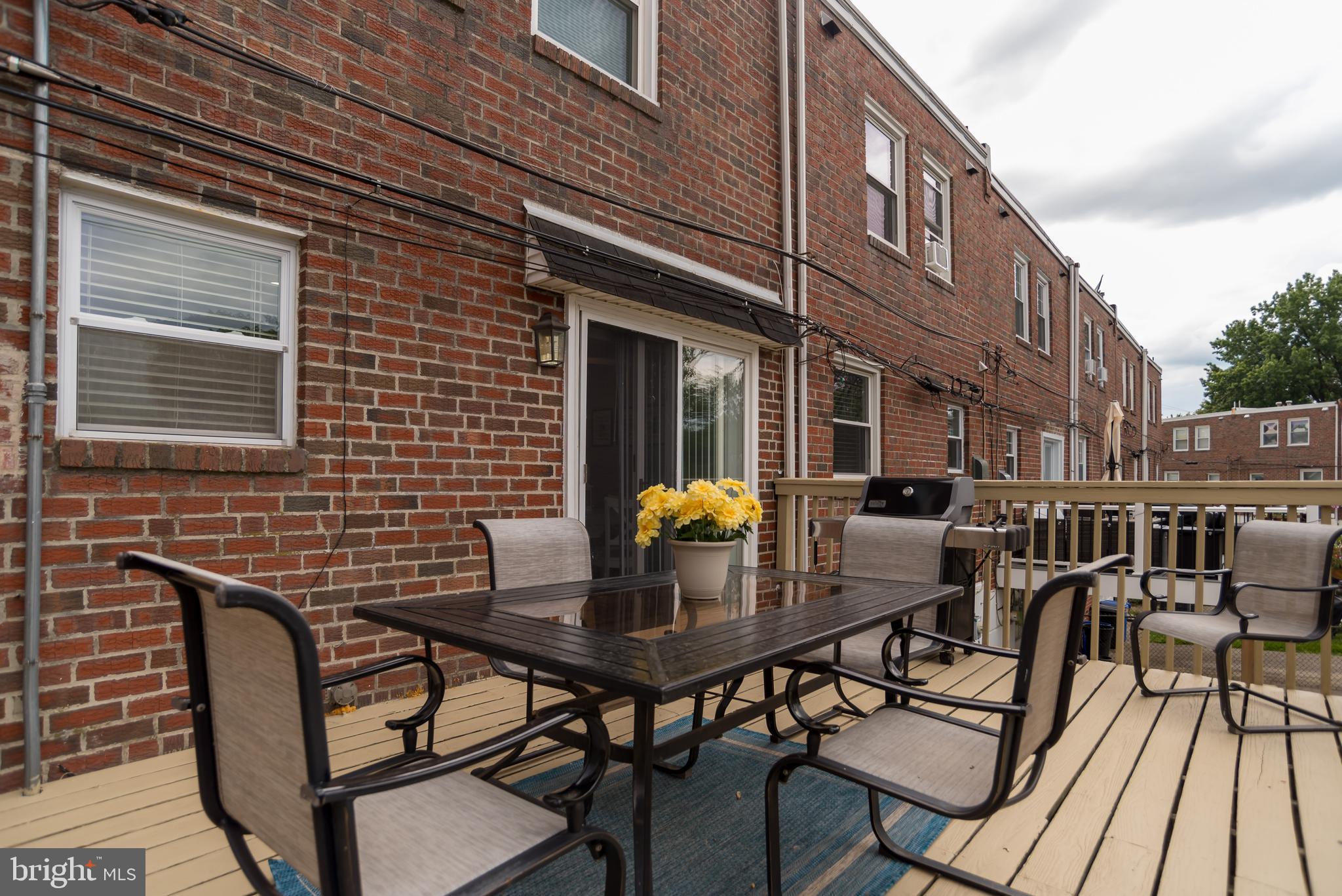 LATHAM PL - Residential