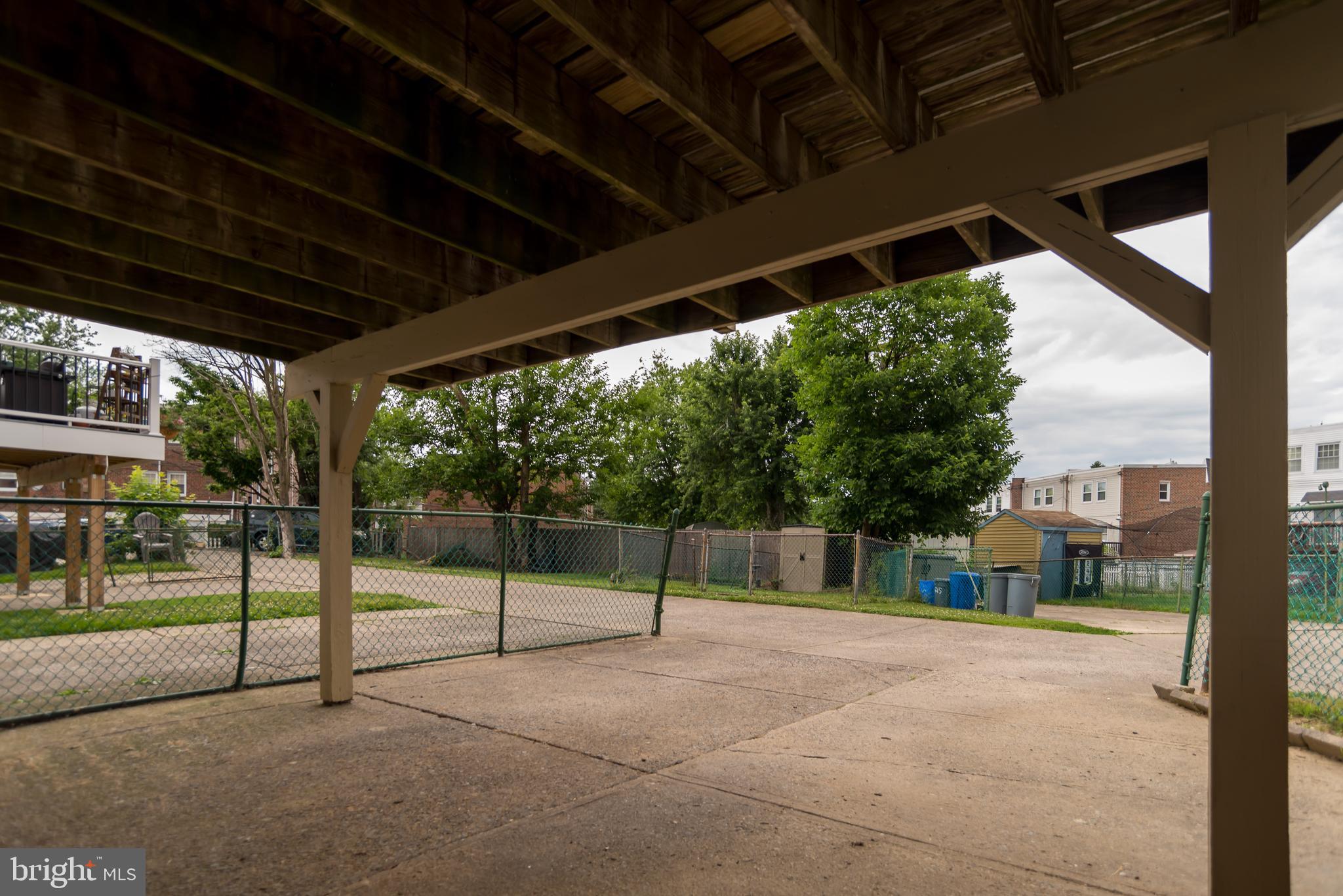 LATHAM PL - Residential