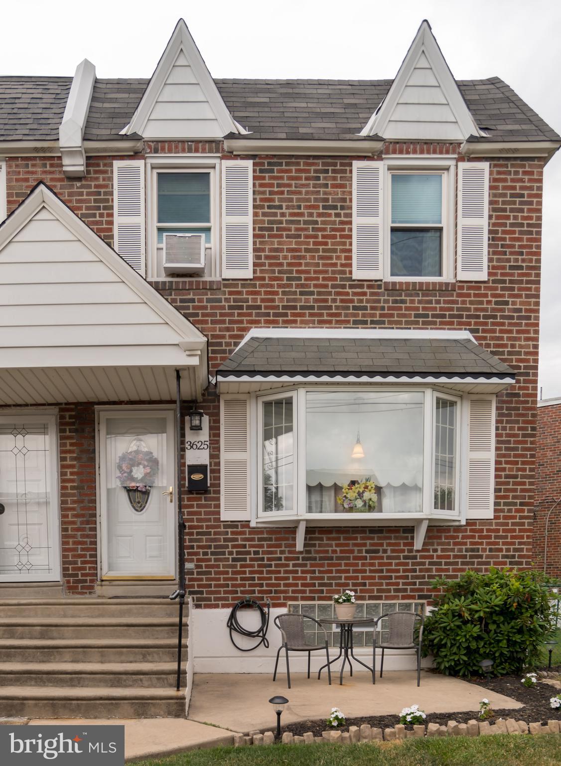 LATHAM PL - Residential