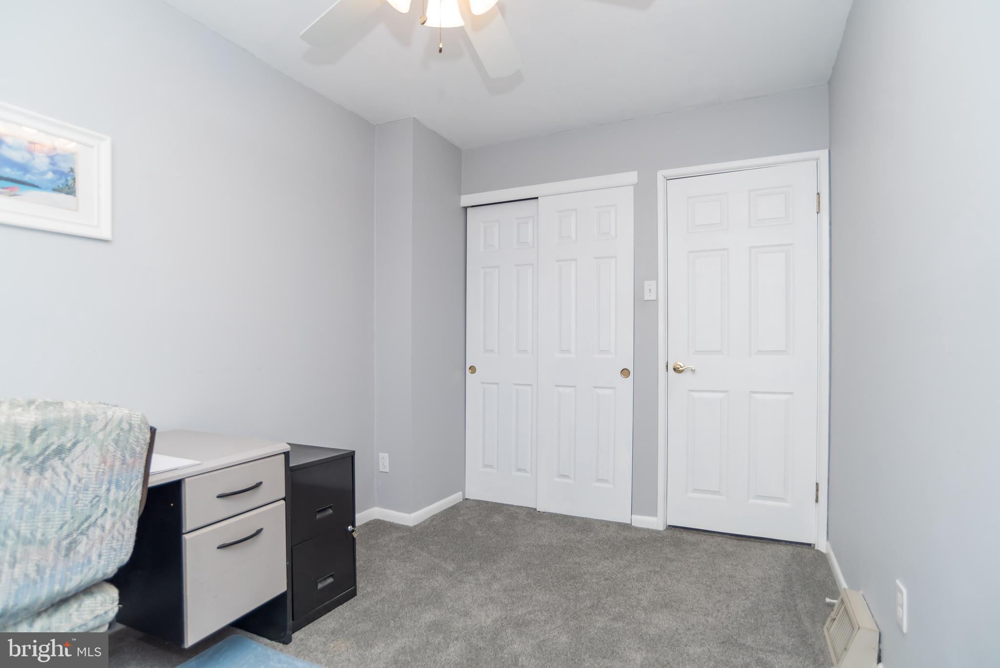 LATHAM PL - Residential