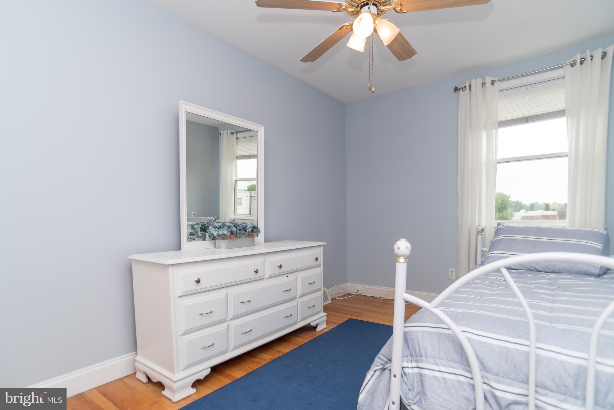 LATHAM PL - Residential