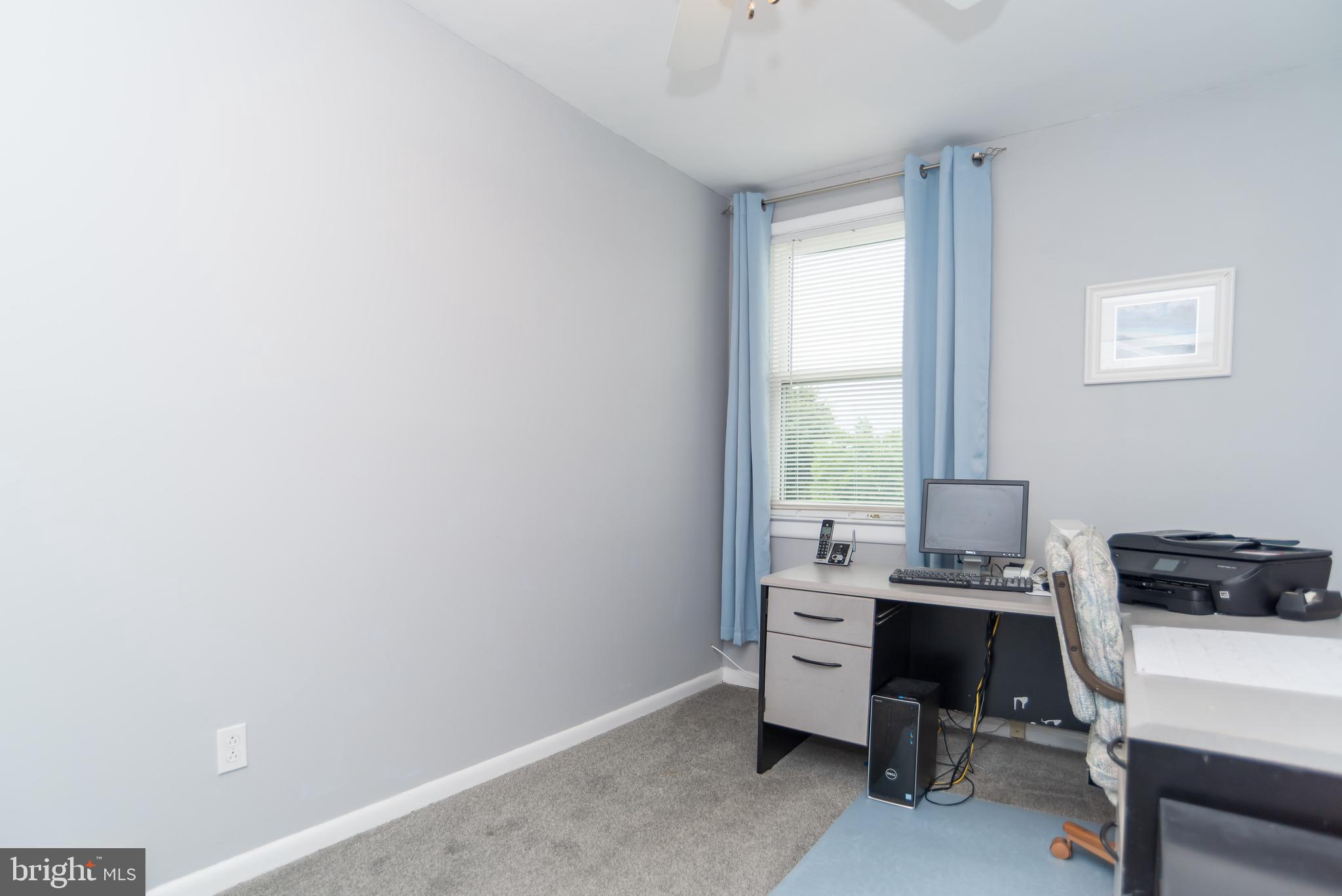 LATHAM PL - Residential