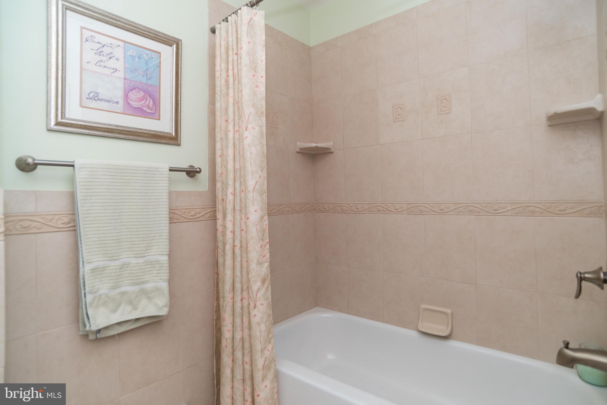 LATHAM PL - Residential