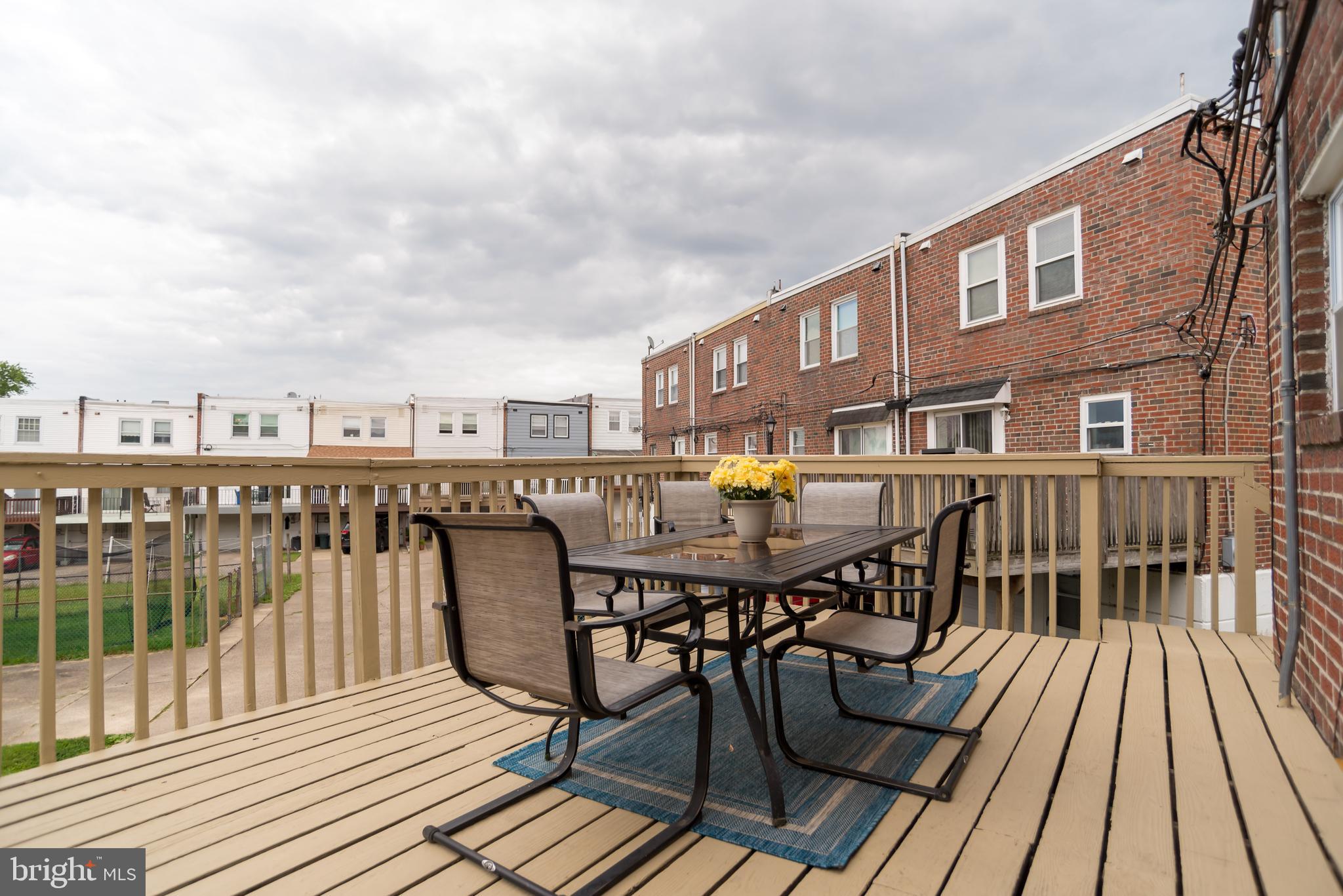 LATHAM PL - Residential