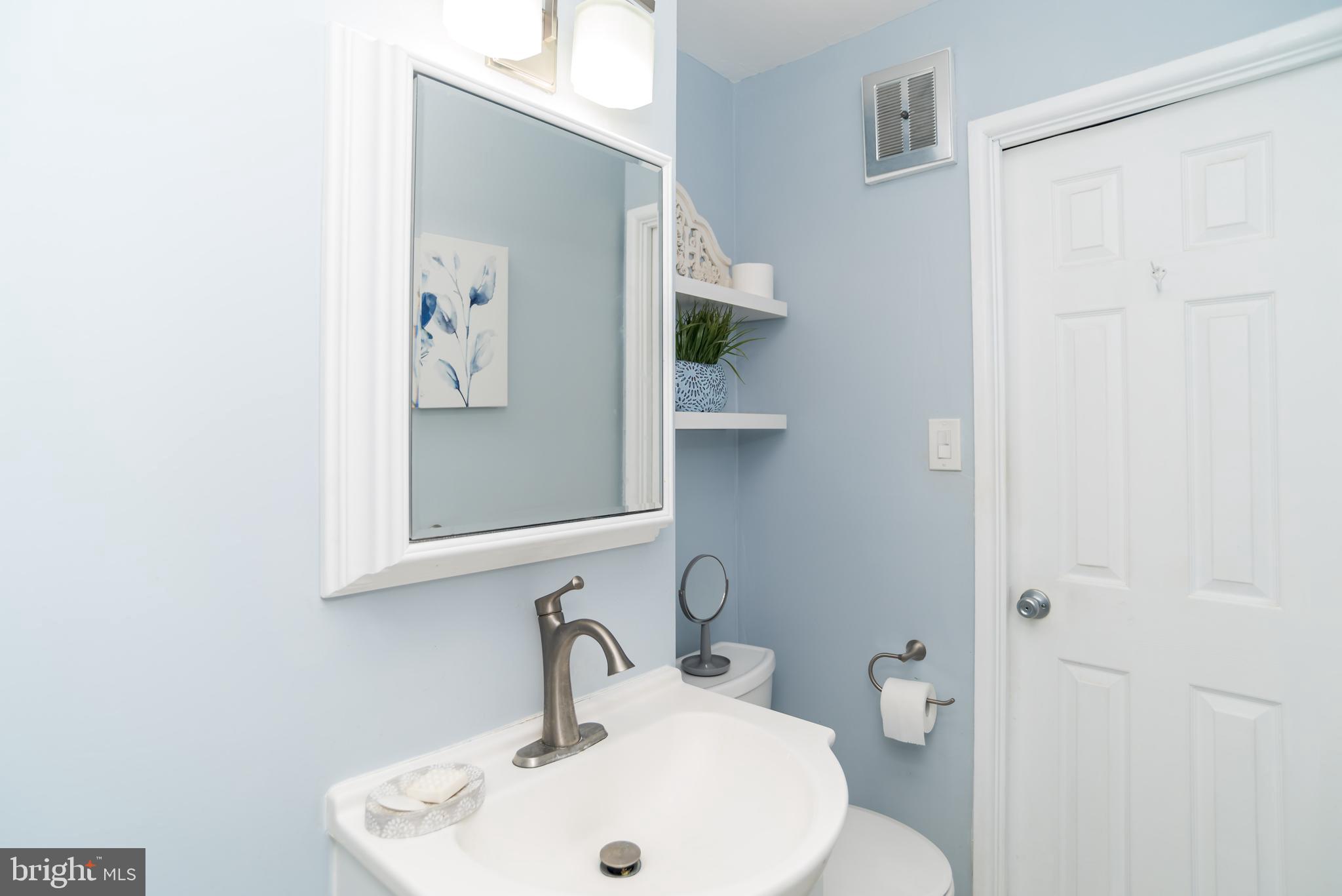 LATHAM PL - Residential