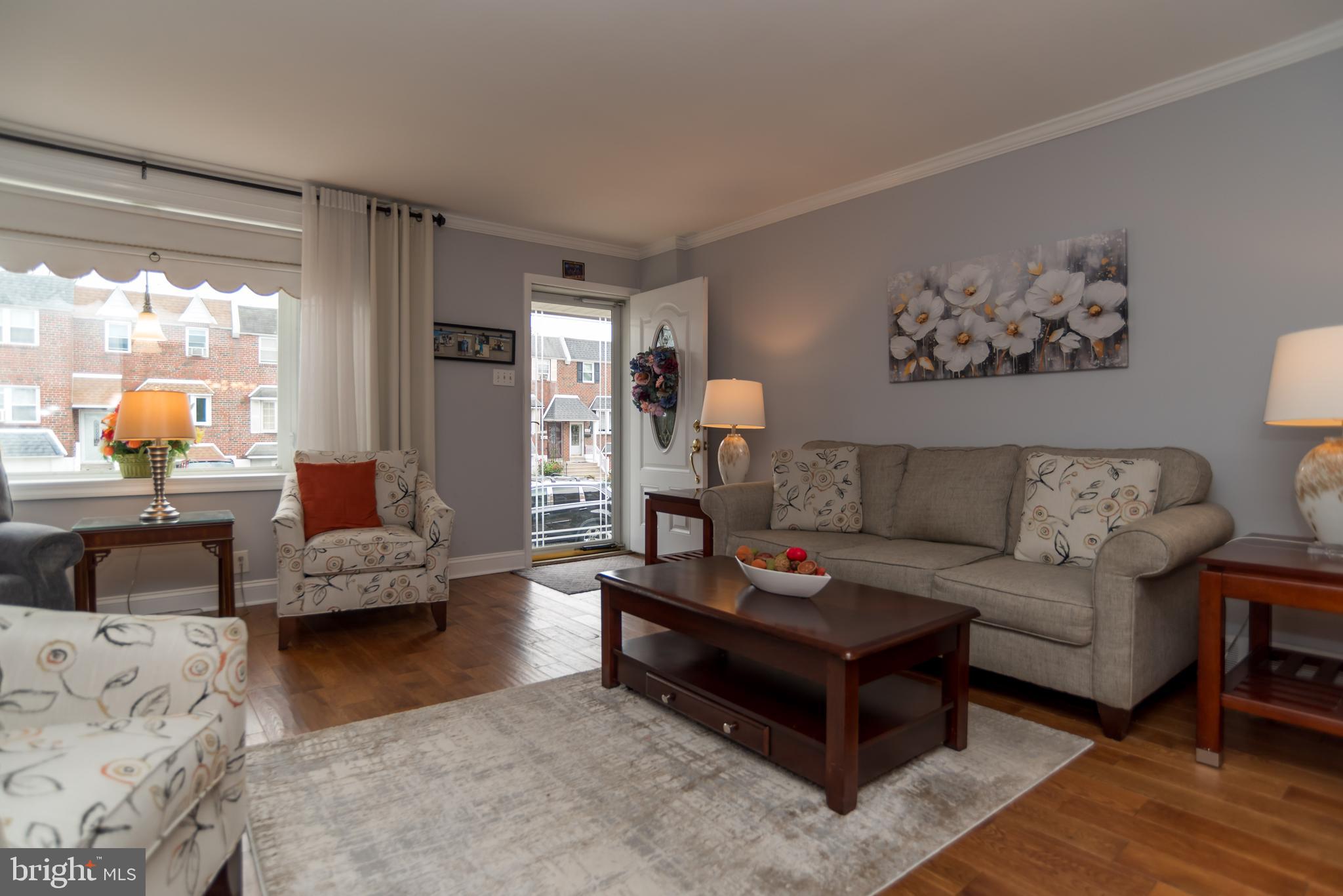 LATHAM PL - Residential