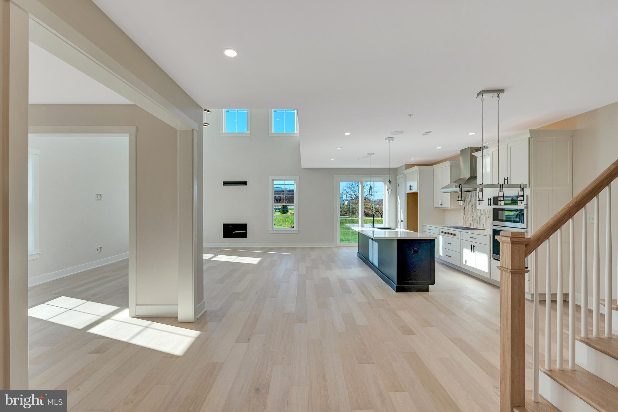 811 DENALI DR.