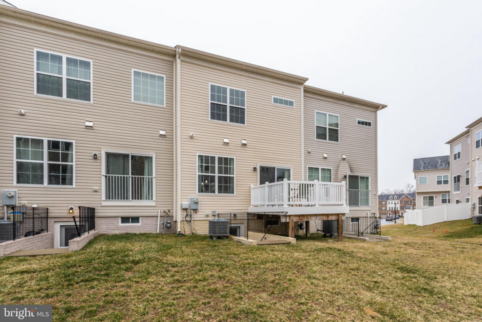 PARKSIDE - Residential