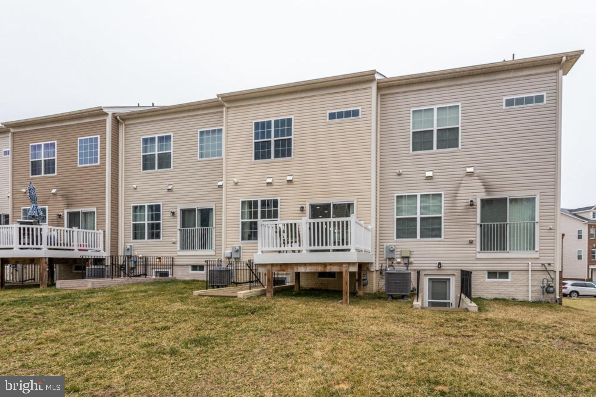 PARKSIDE - Residential