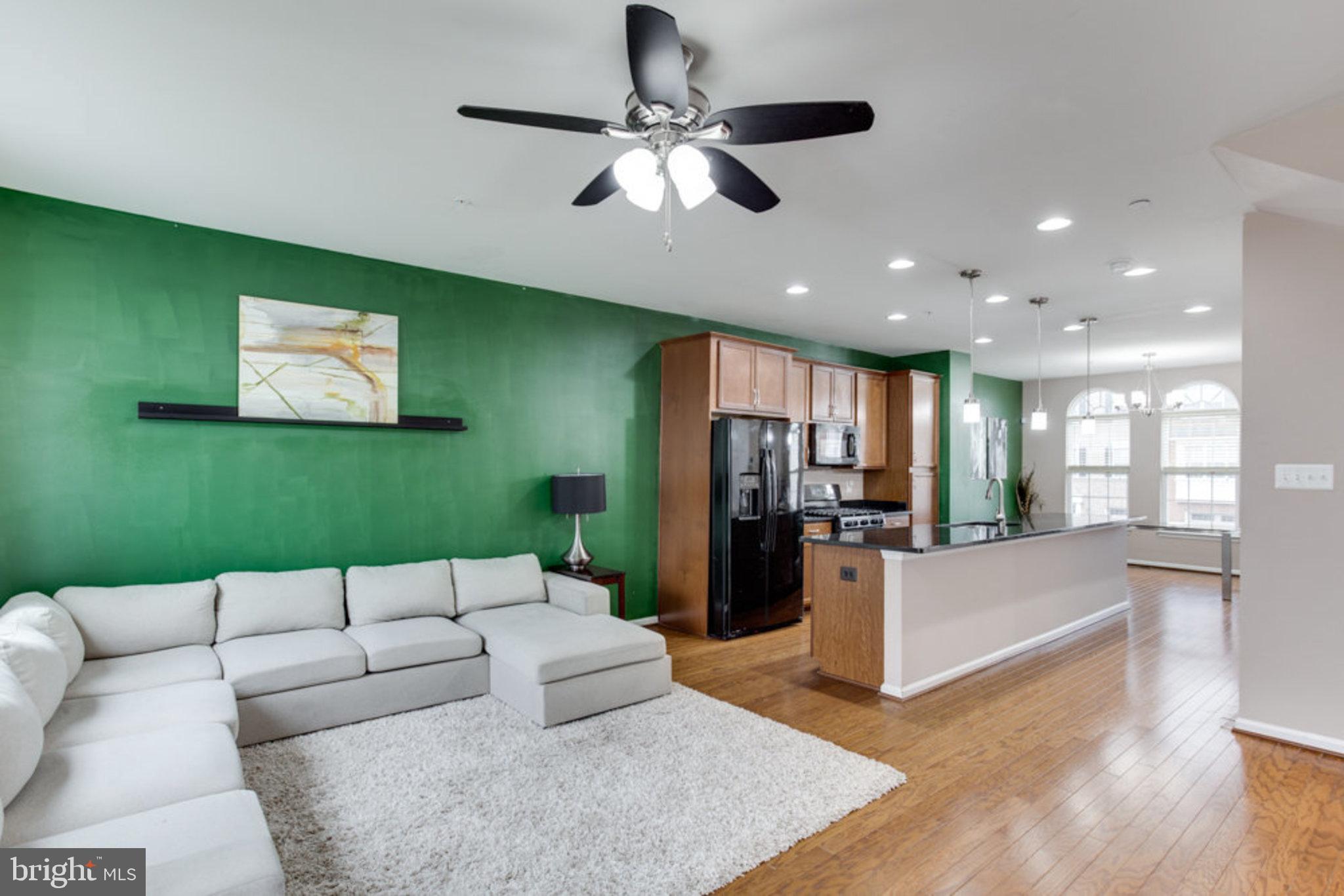 PARKSIDE - Residential