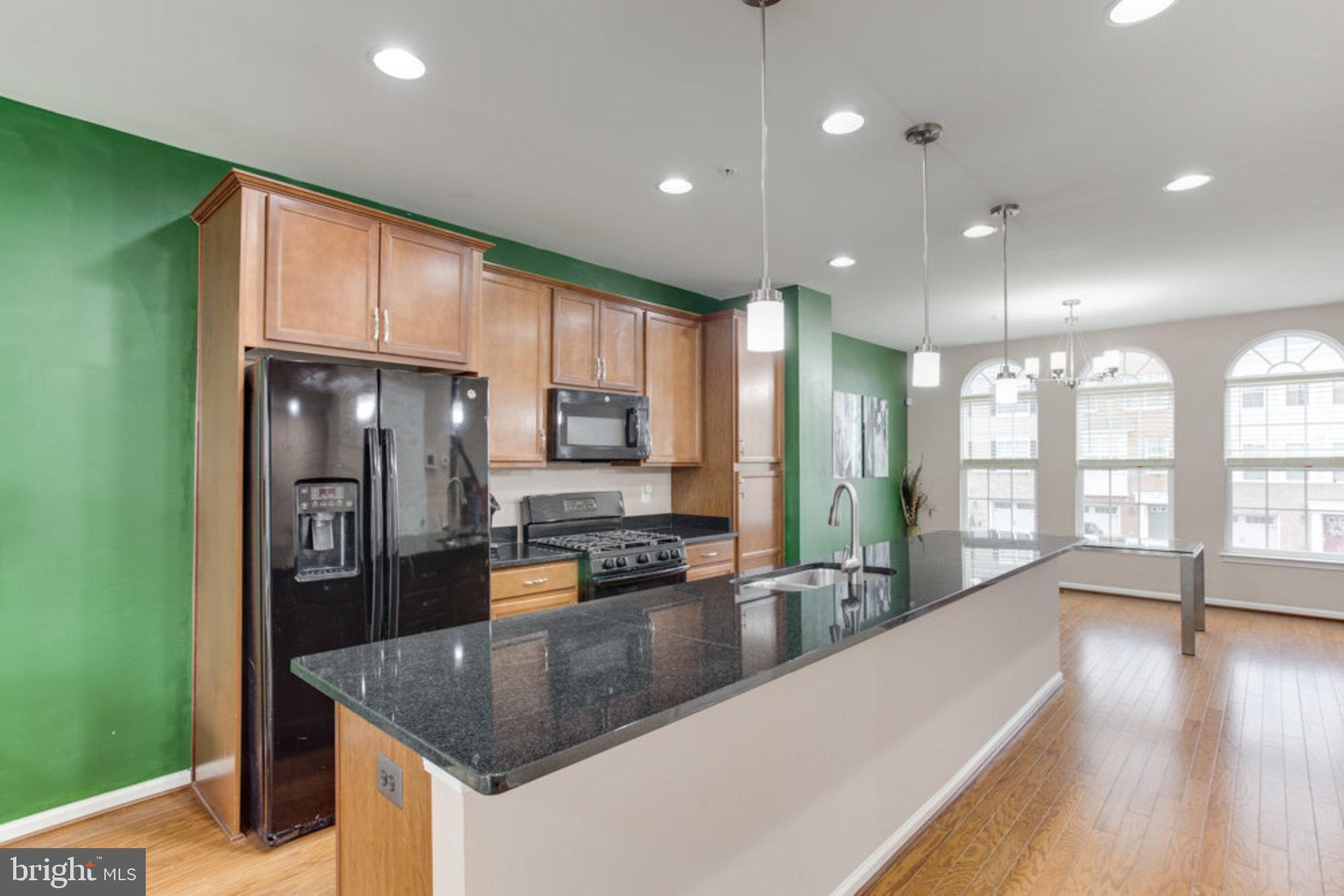 PARKSIDE - Residential