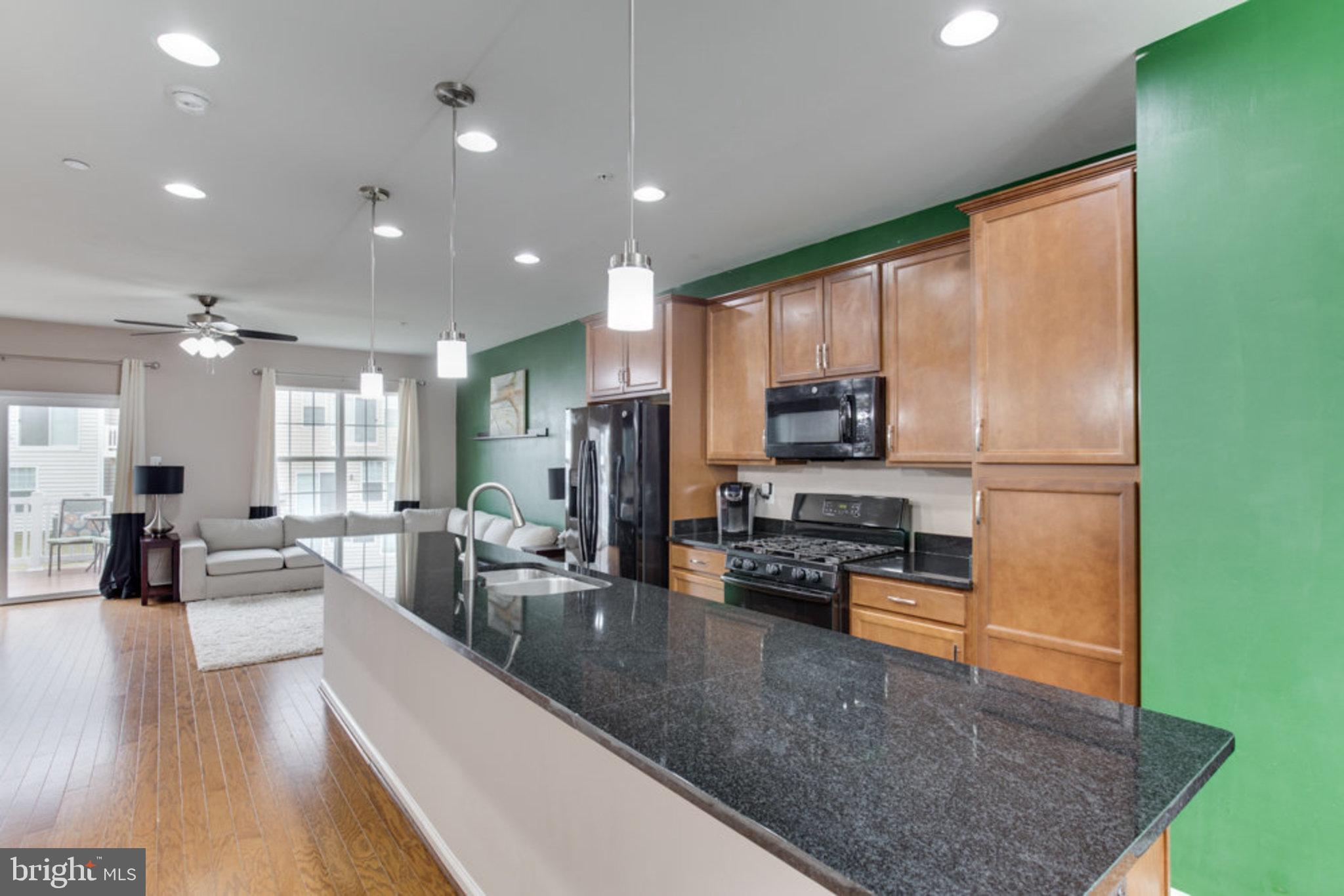 PARKSIDE - Residential