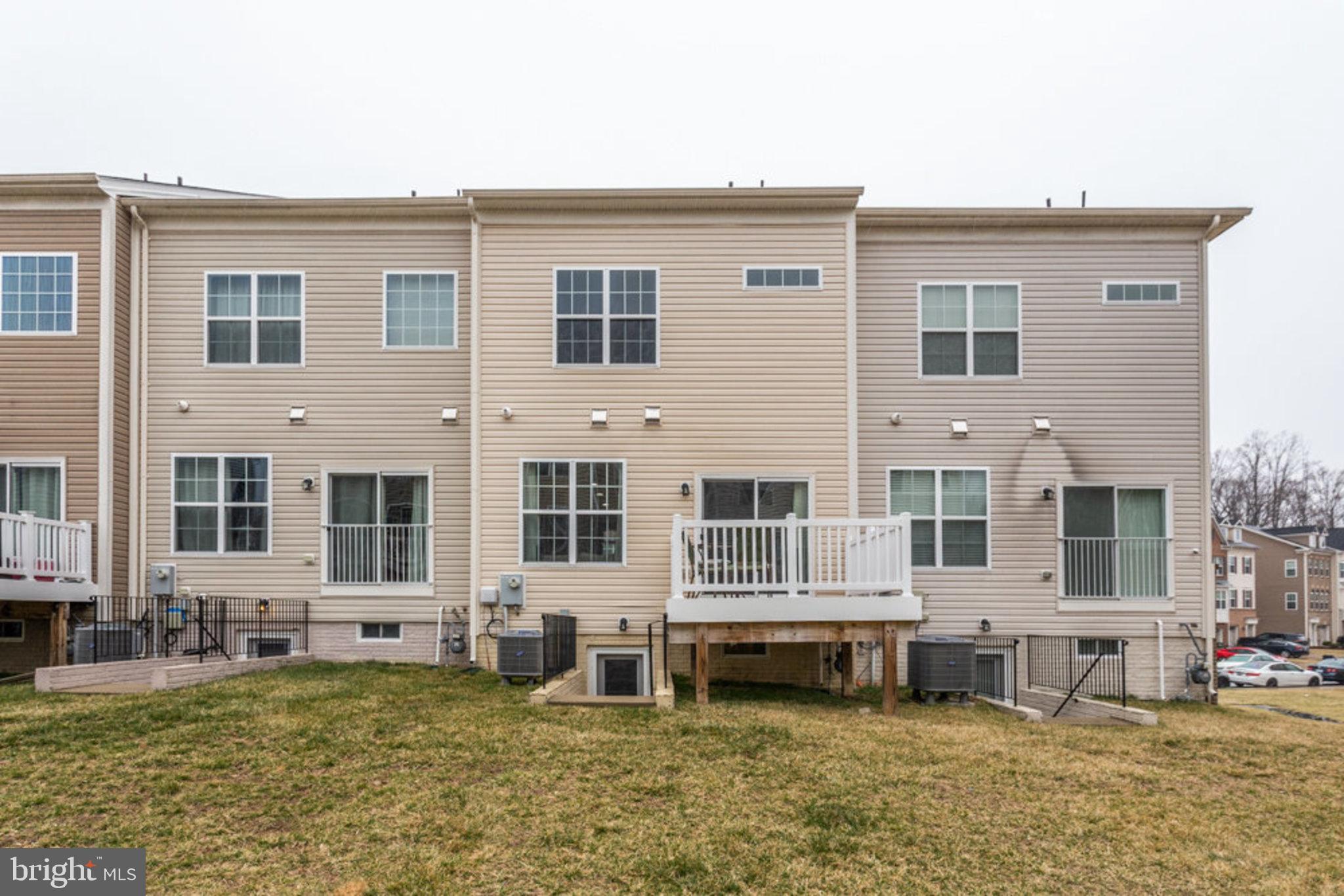 PARKSIDE - Residential