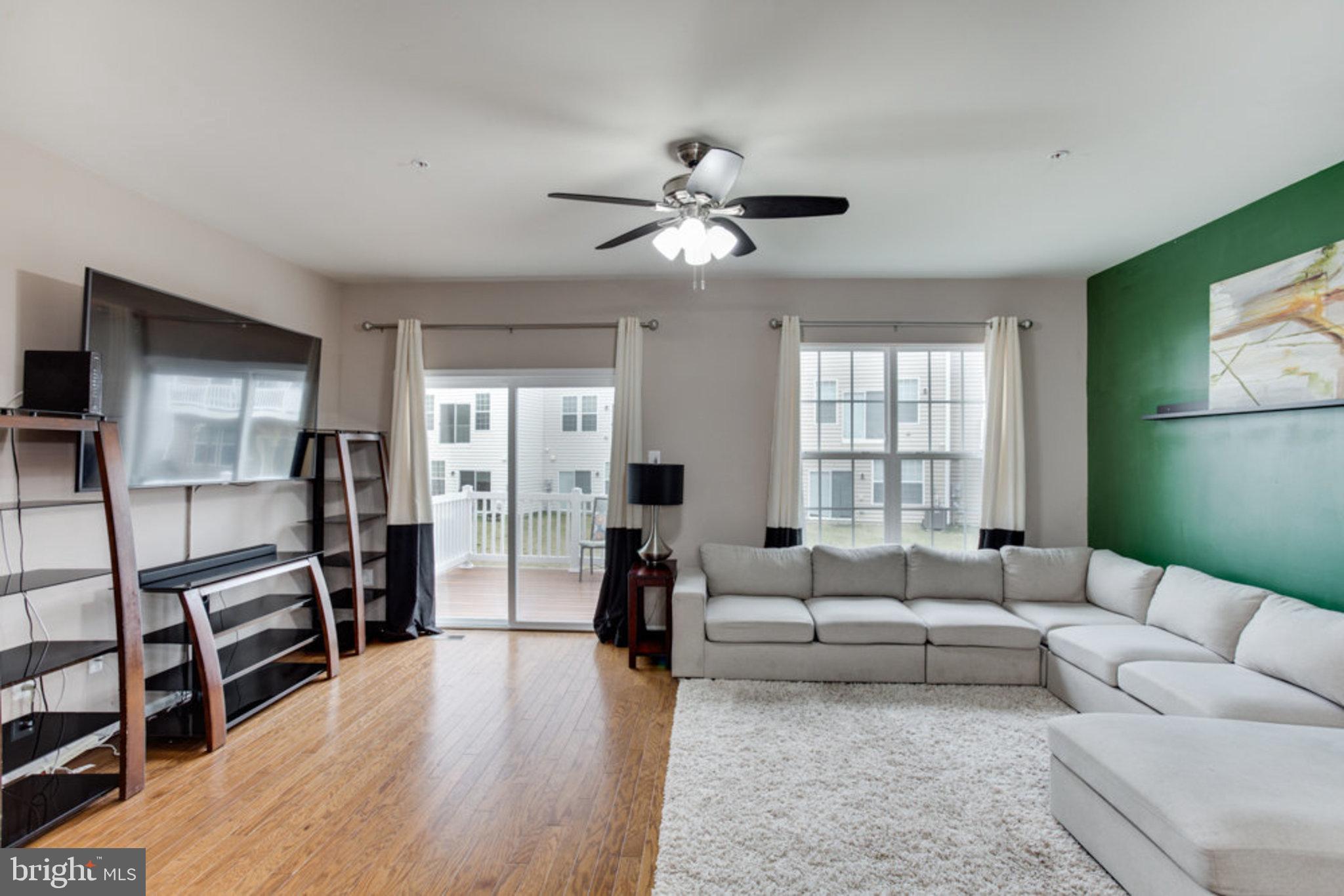 PARKSIDE - Residential