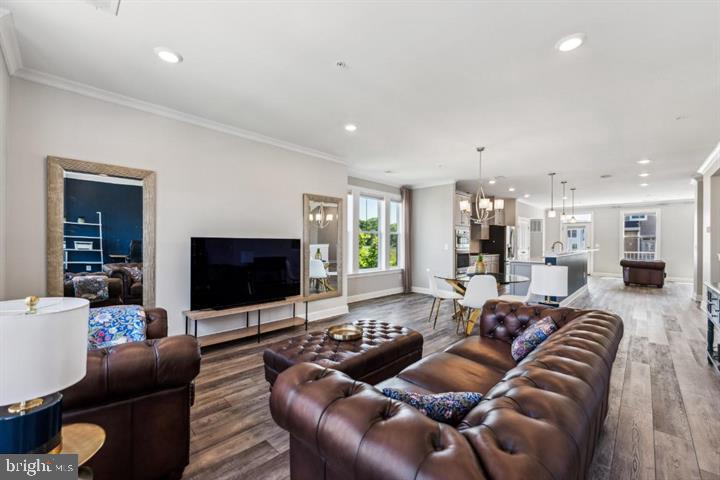 KINCORA - Residential Lease