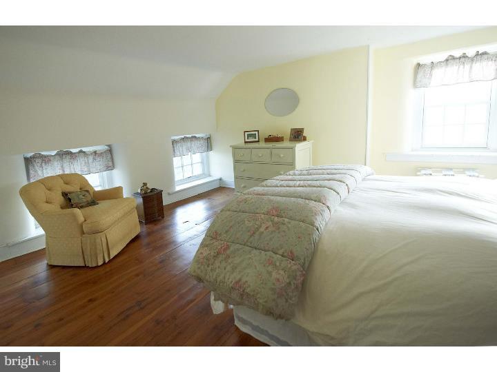 RADNOR HUNT - Residential