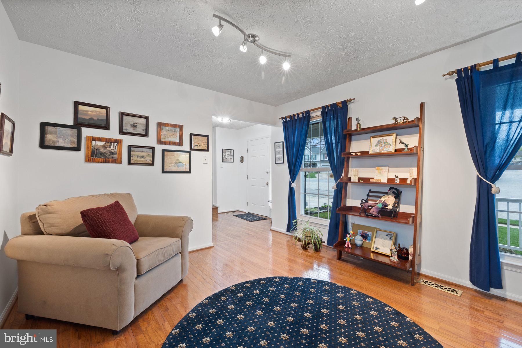 FOUR SEASONS ESTATES - Residential