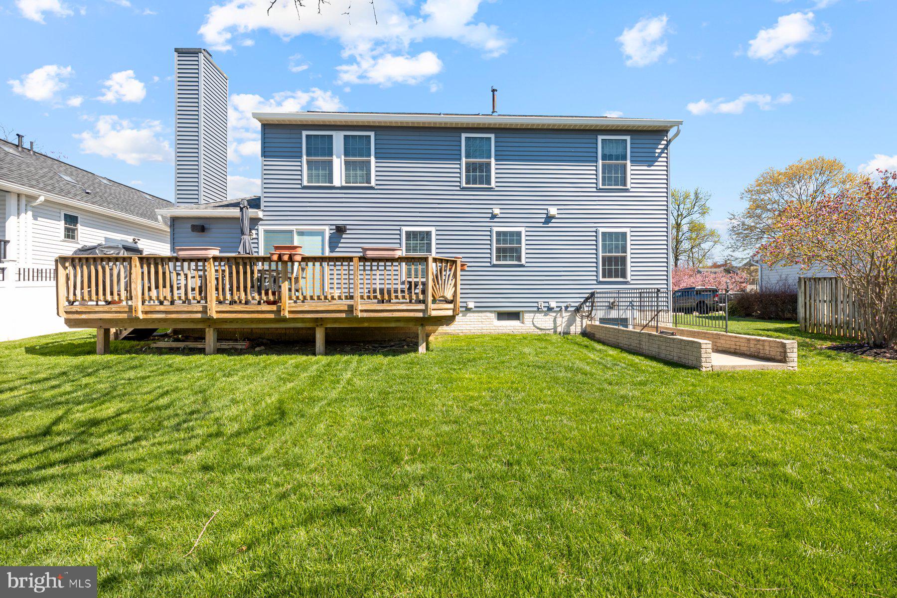 FOUR SEASONS ESTATES - Residential