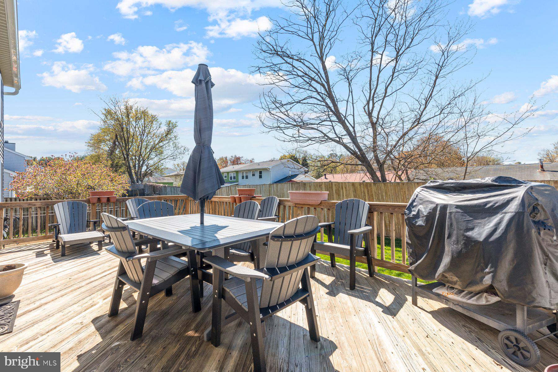 FOUR SEASONS ESTATES - Residential