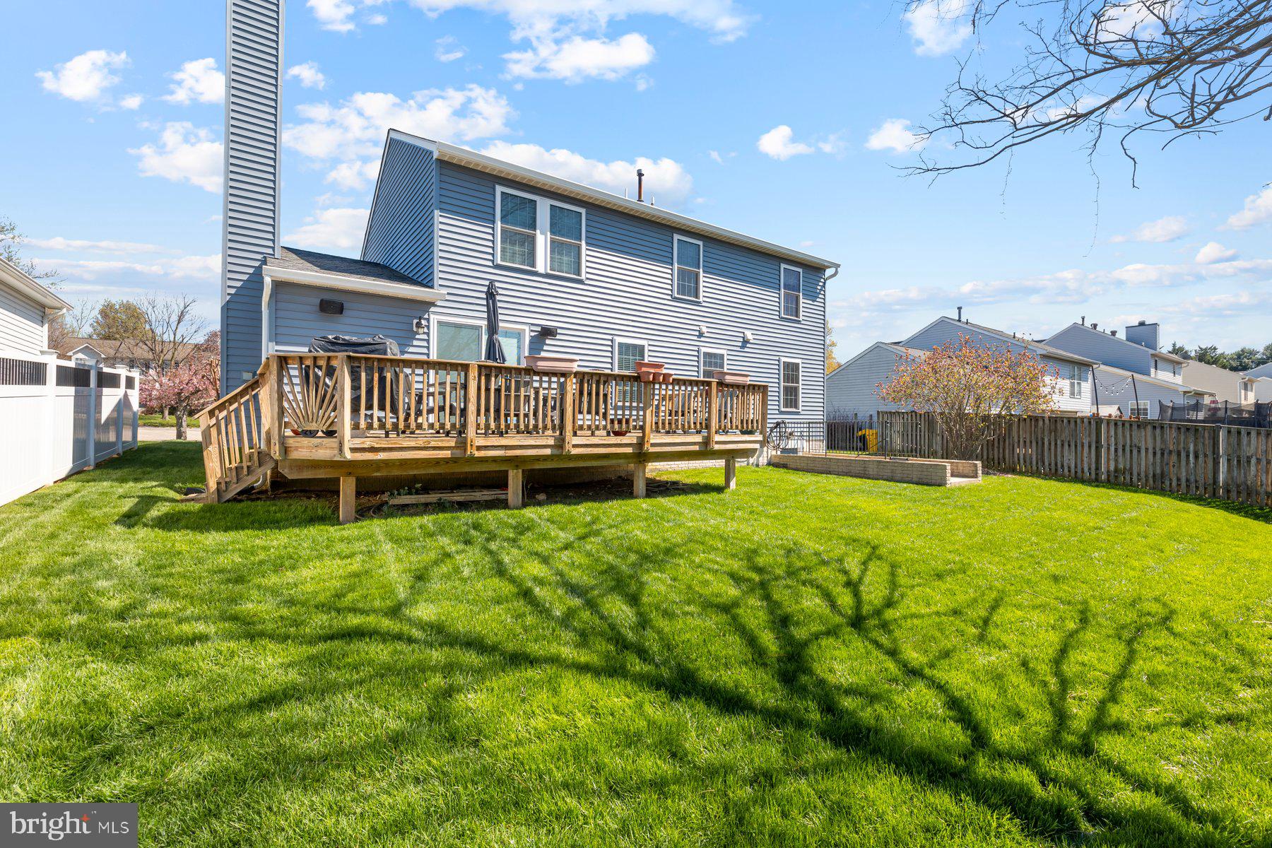 FOUR SEASONS ESTATES - Residential