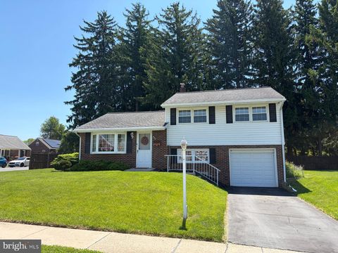 Photo of 334 Ernst Road, READING, PA 19601 (MLS # PABK2072188)