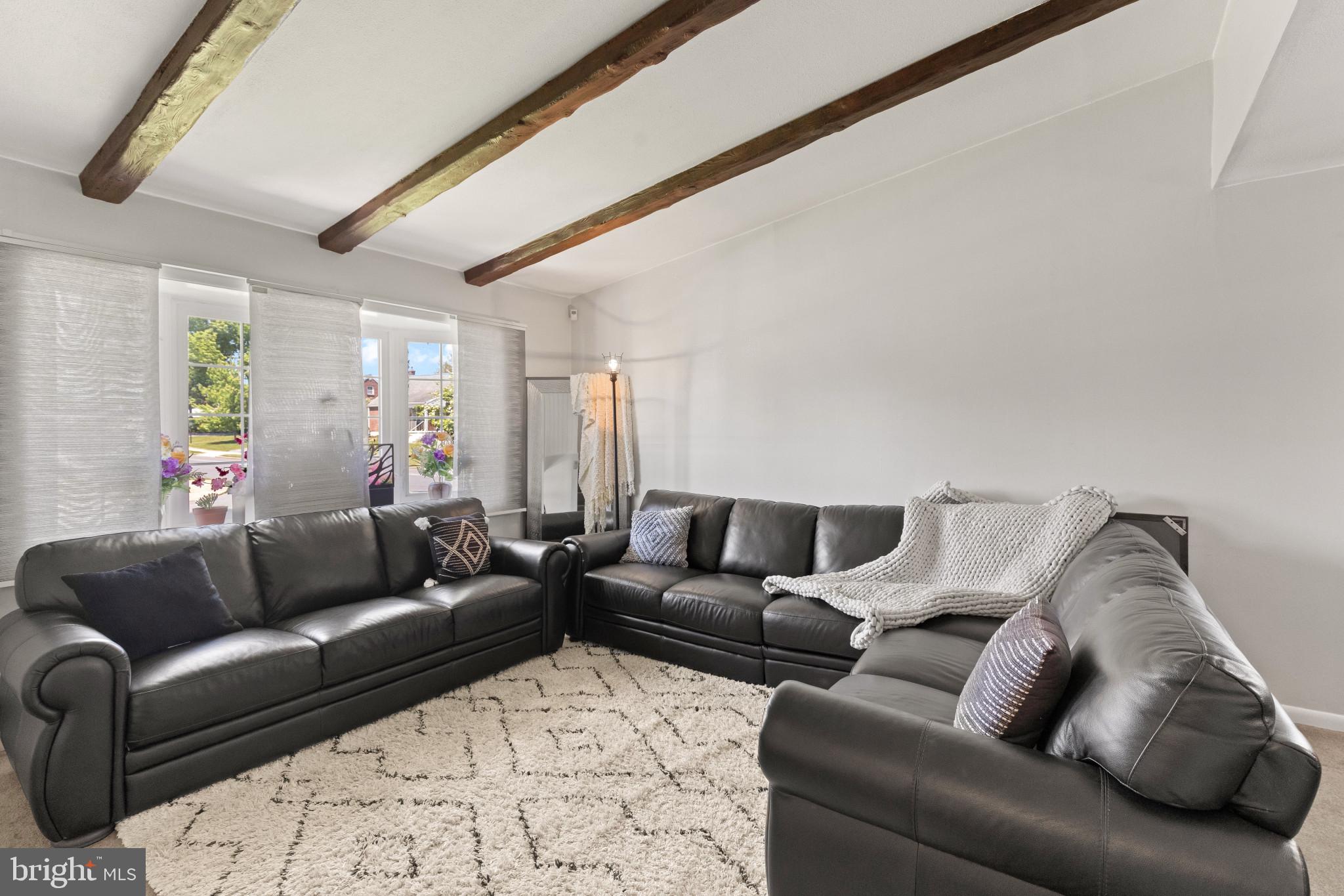 GREENFIELDS - Residential