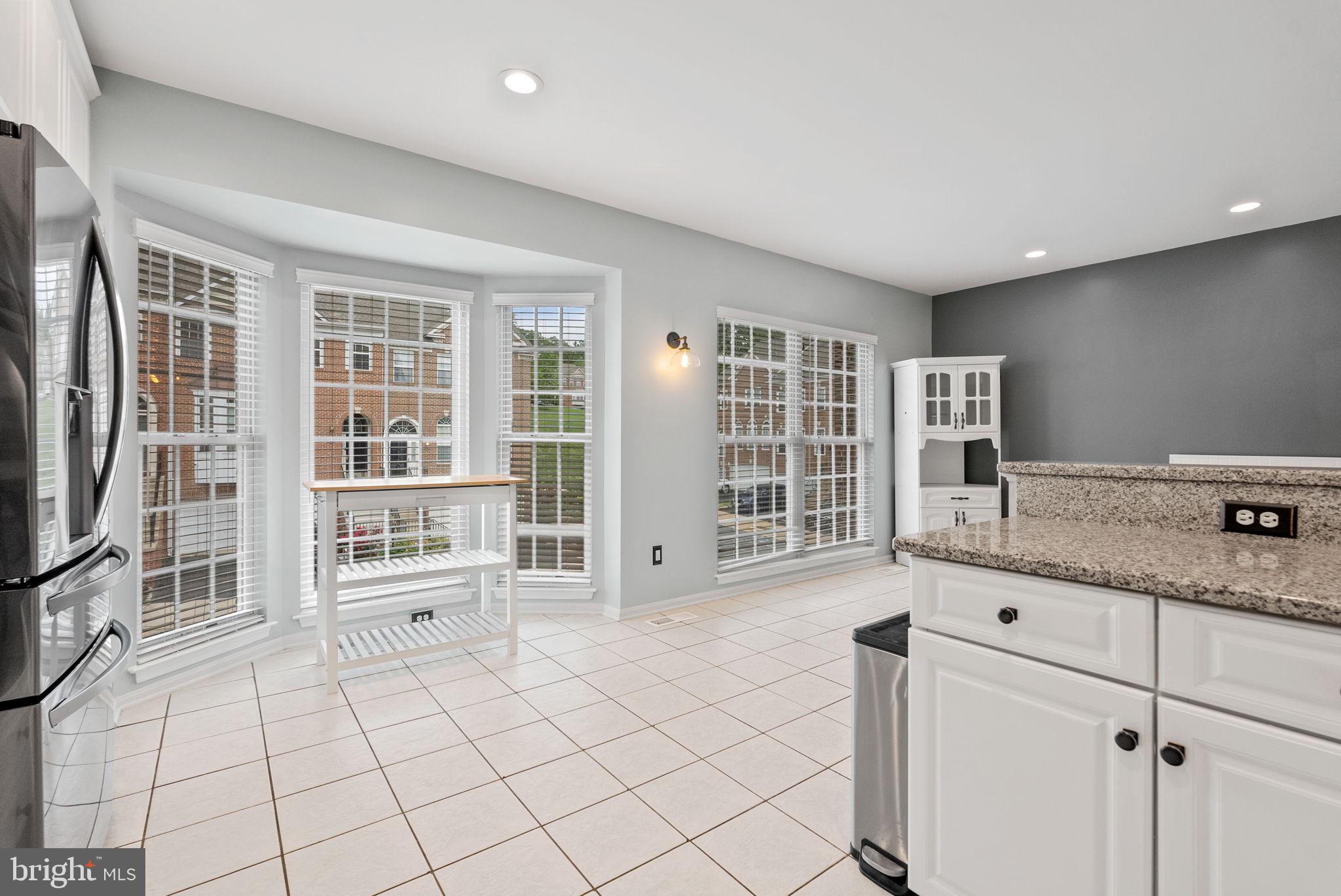 GOVERNORS GROVE - Residential Lease