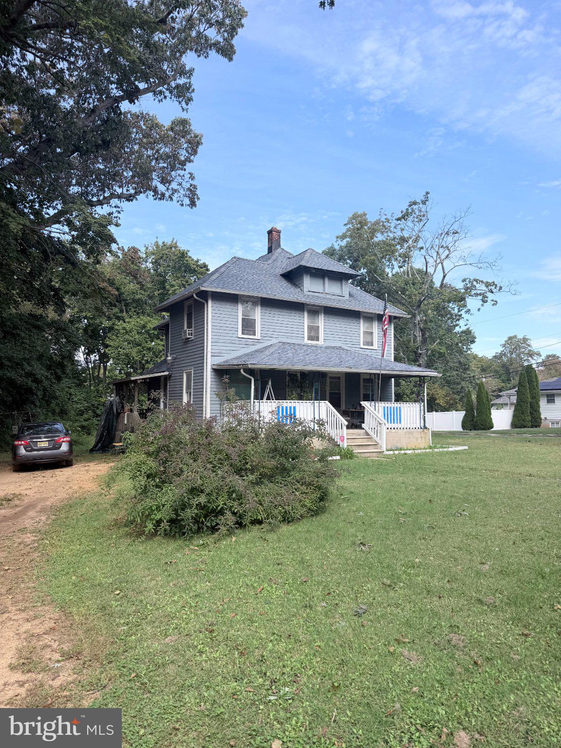 300 SALEM AVENUE